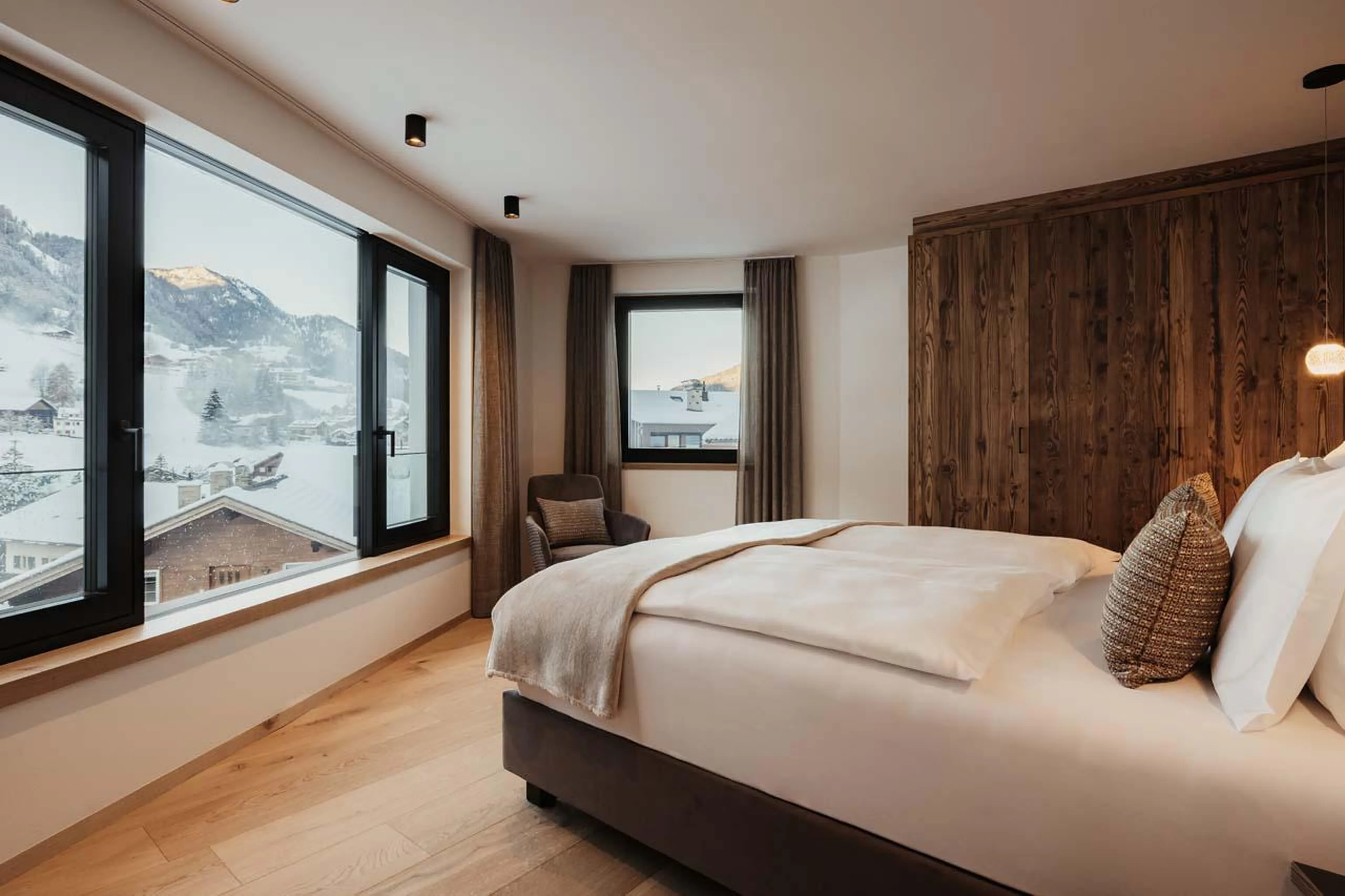 Double/twin bedroom at Chalet Mile 1 in Val Gardena