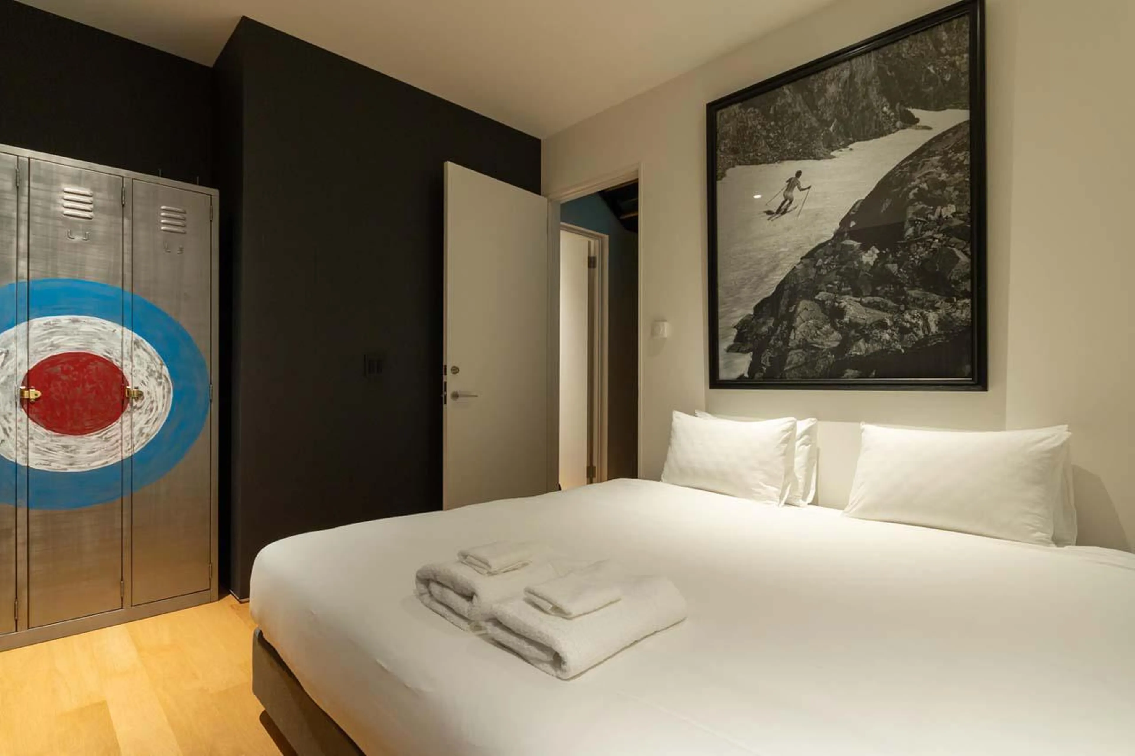 Bedroom with king-size/twin beds at Chalet Millesime in Niseko