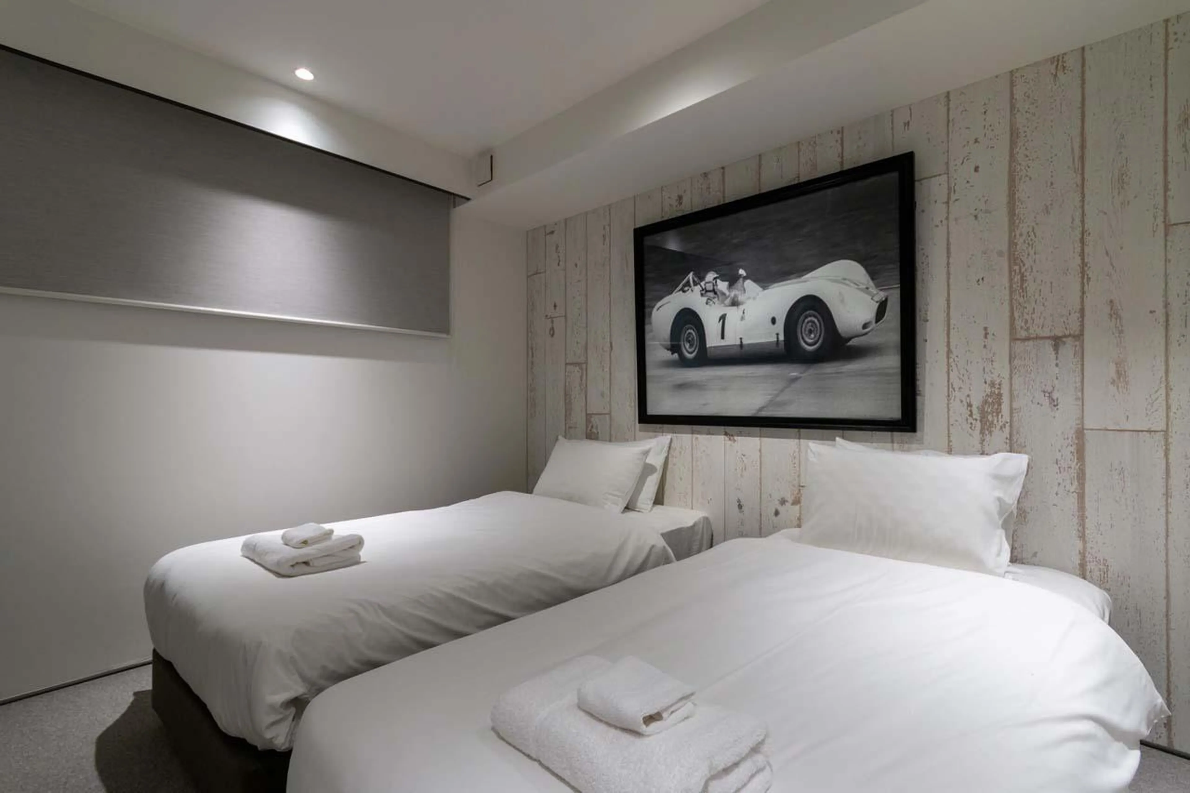 Bedroom with king-size/twin beds at Chalet Millesime in Niseko