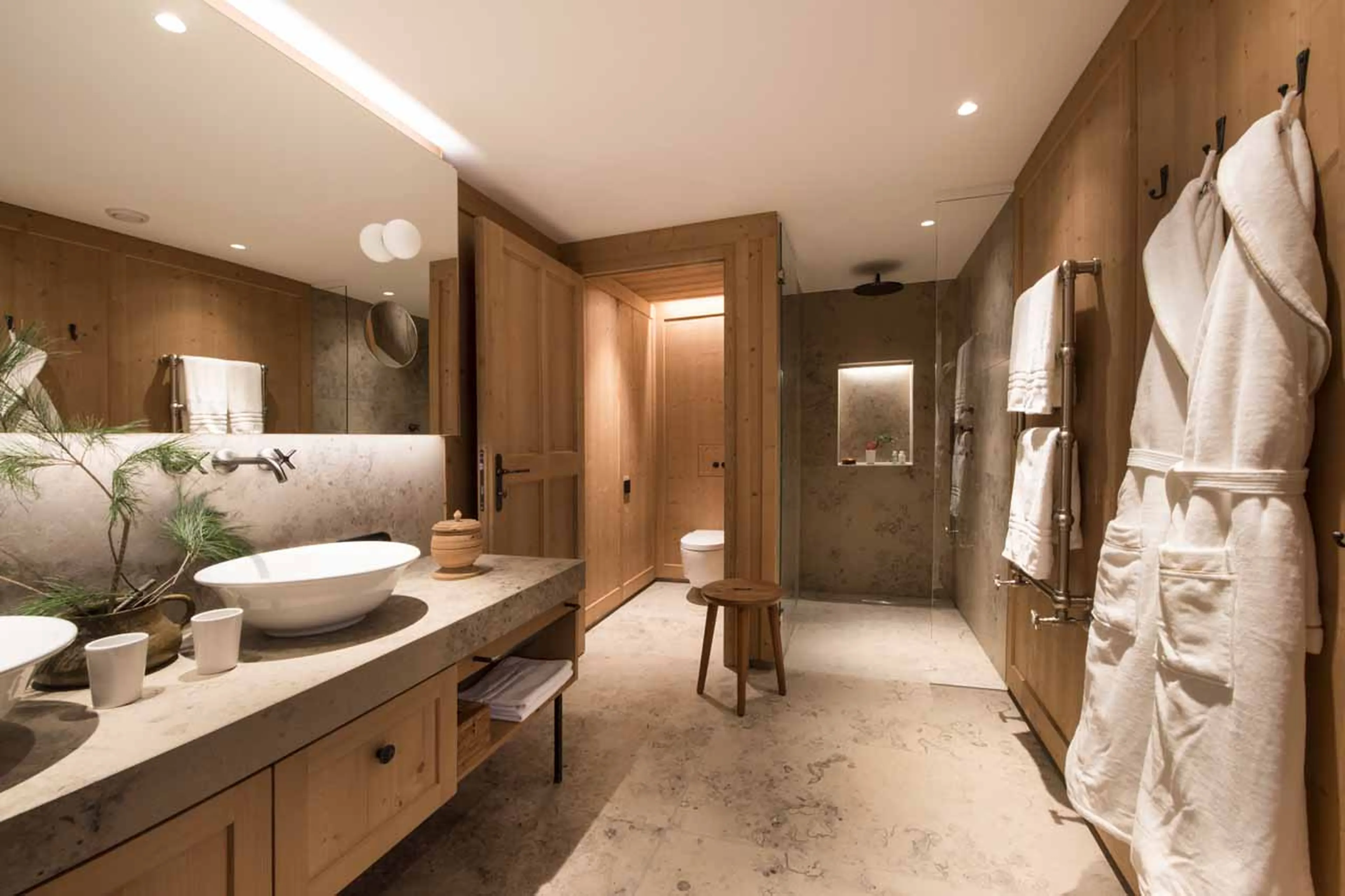 Bathroom one at Chalet Mimi in Lech