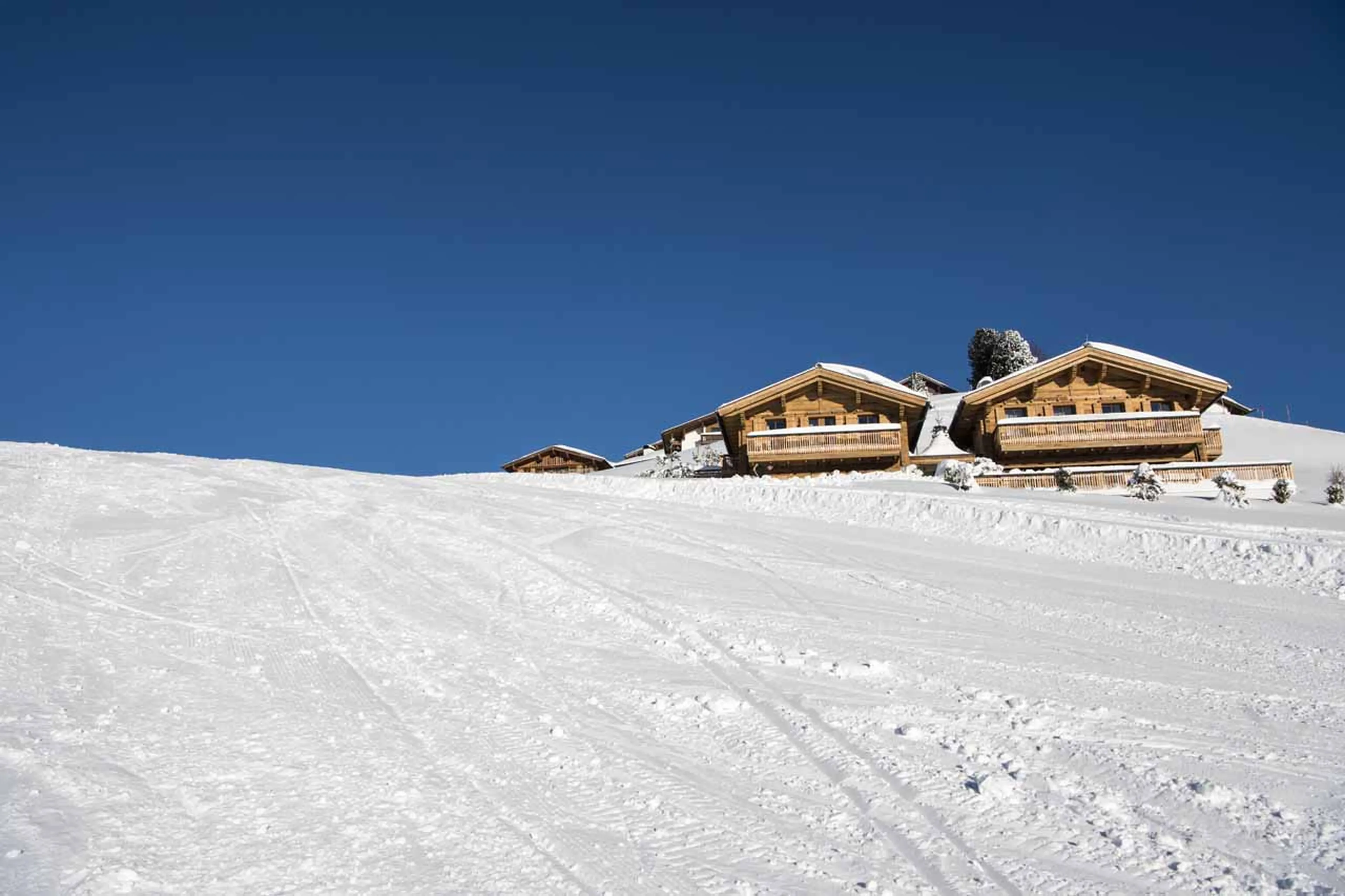 Ski-in/ski-out access at Chalet Mimi in Oberlech
