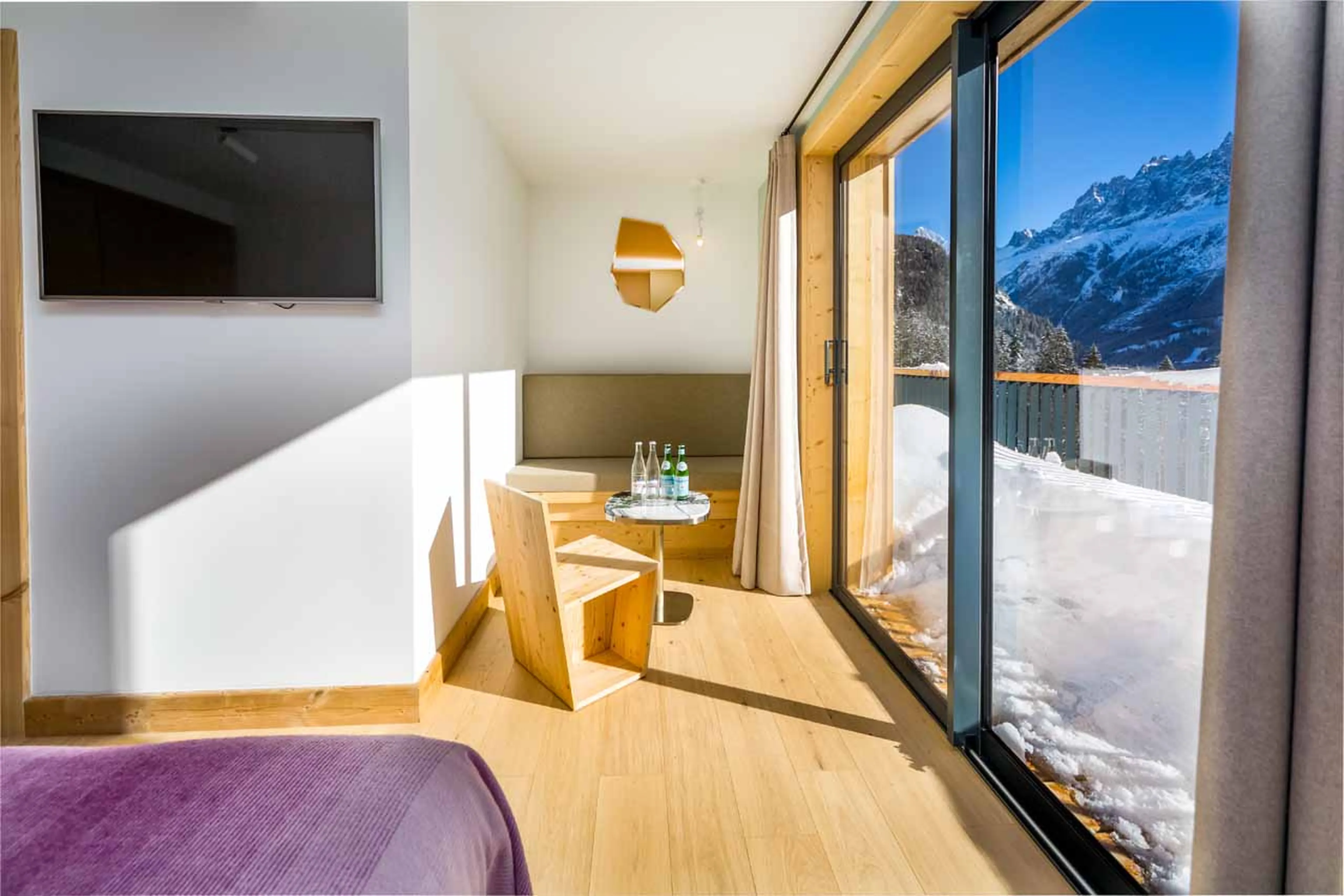 Sitting area in bedroom at Le Chalet Mont Blanc in Chamonix