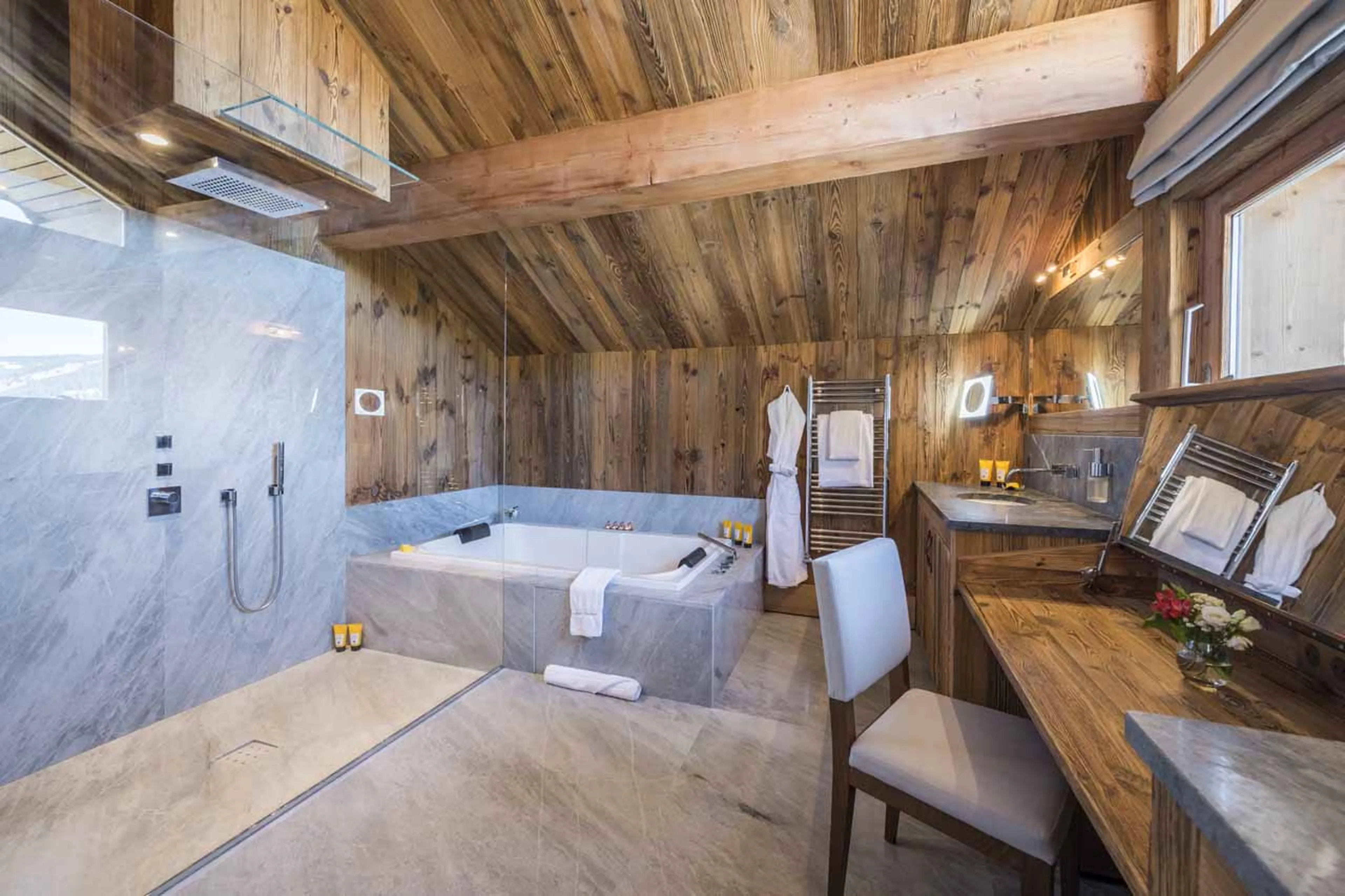 Master bathroom at Chalet Mont Tremblant in Meribel