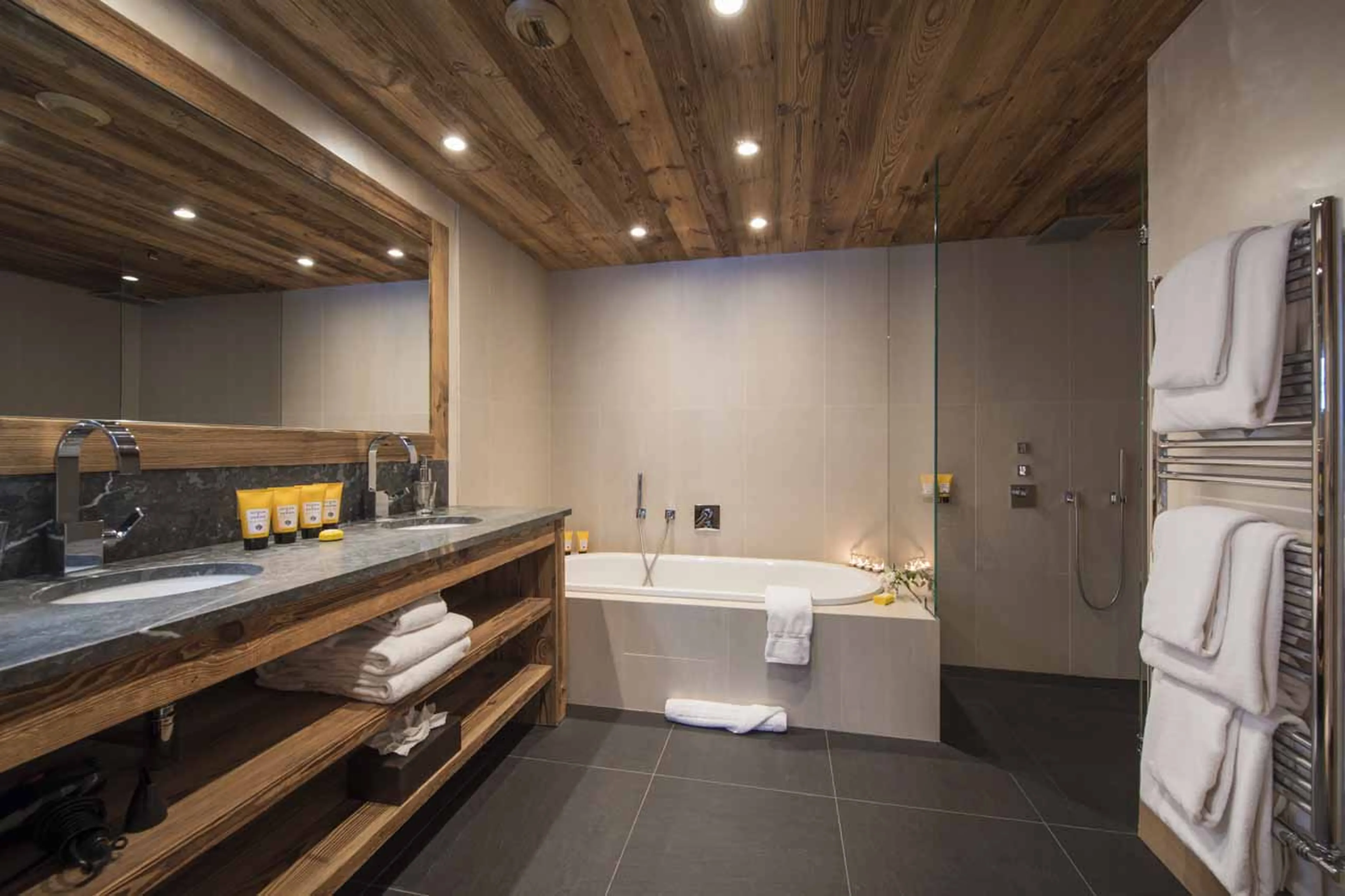 Bathroom two with twin sinks at Chalet Mont Tremblant in Meribel