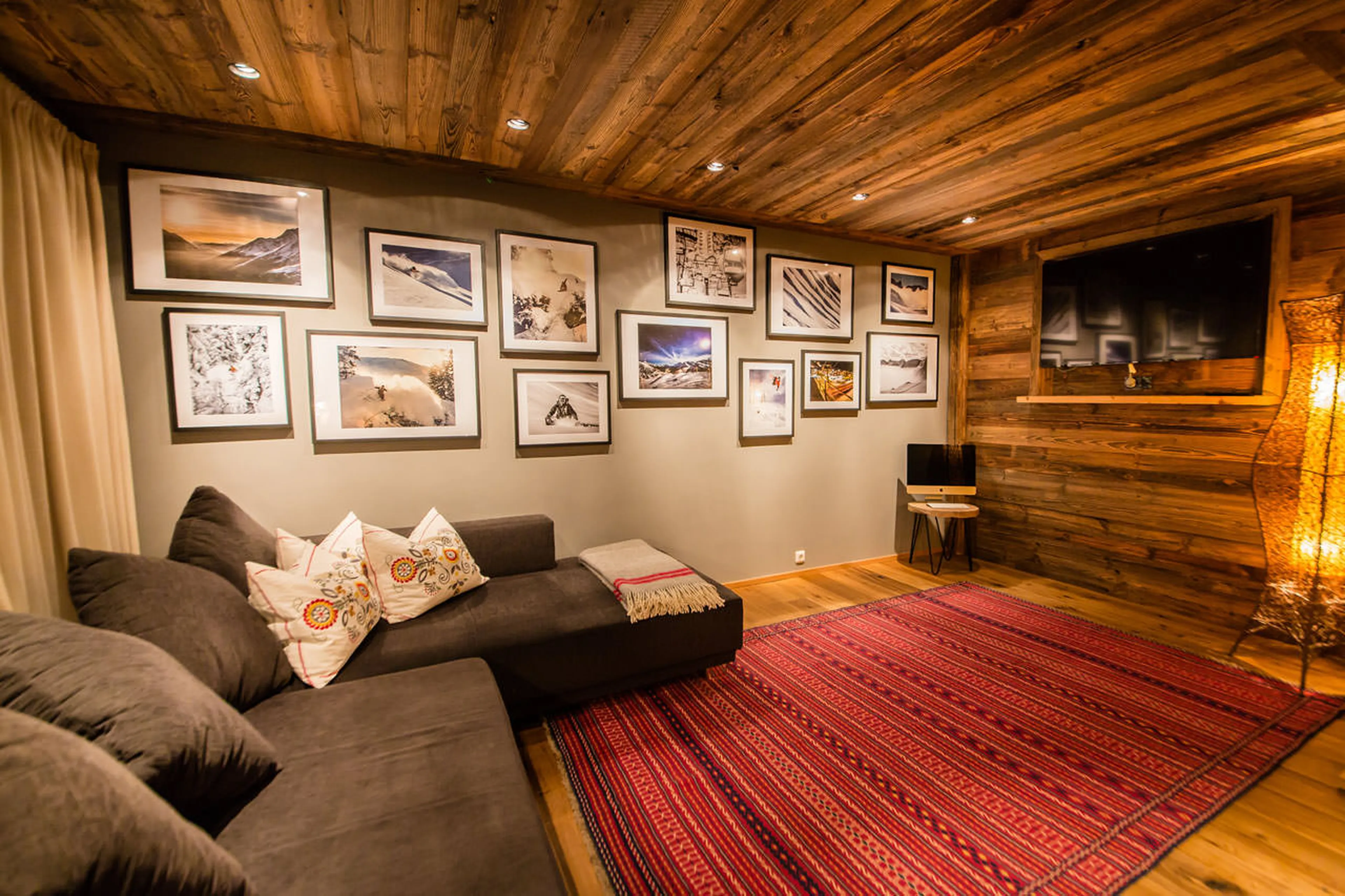Cinema snug area ta Chalet Montfort in St Anton