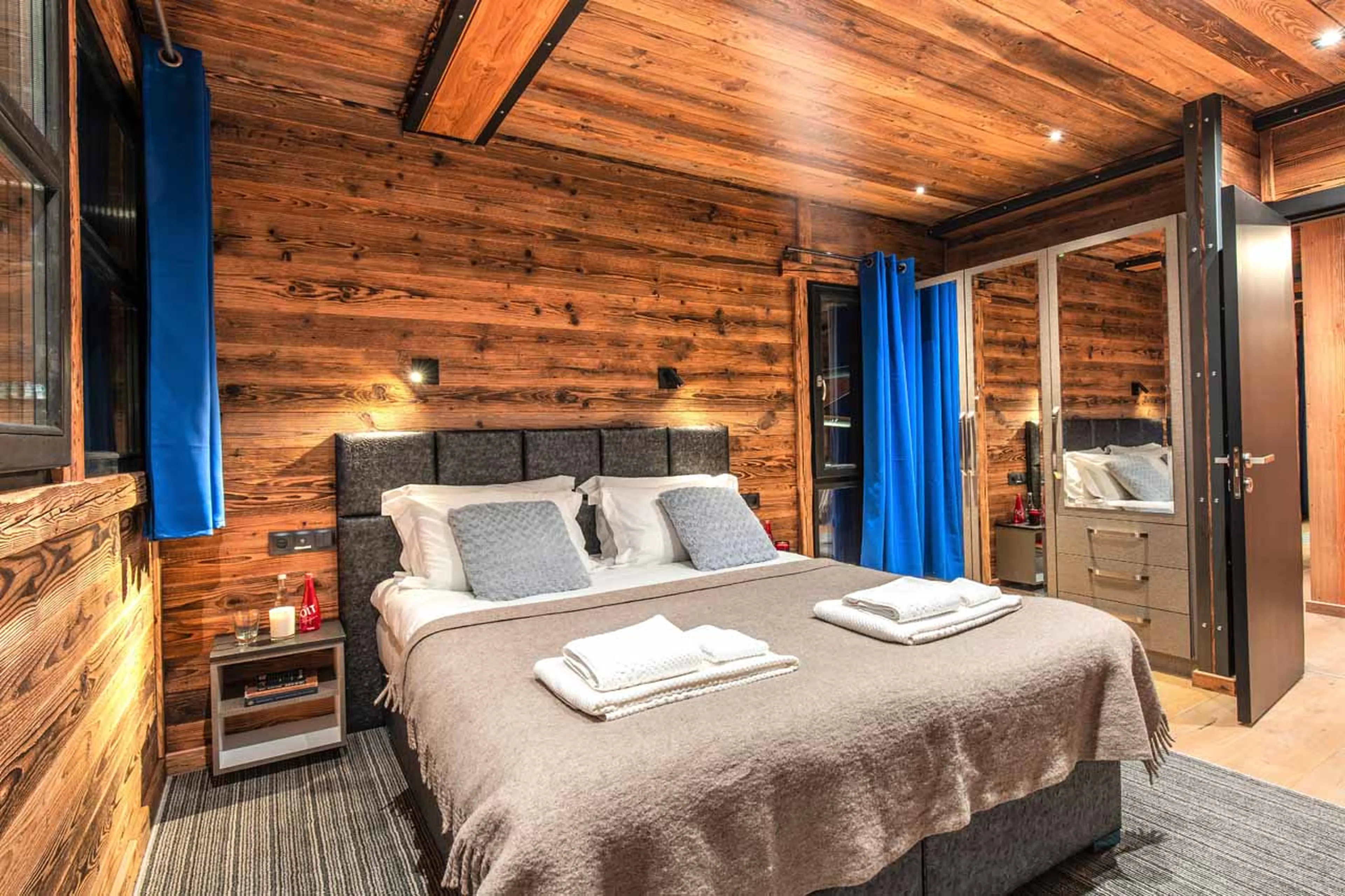 Bedroom five at Chalet Monts in Tignes