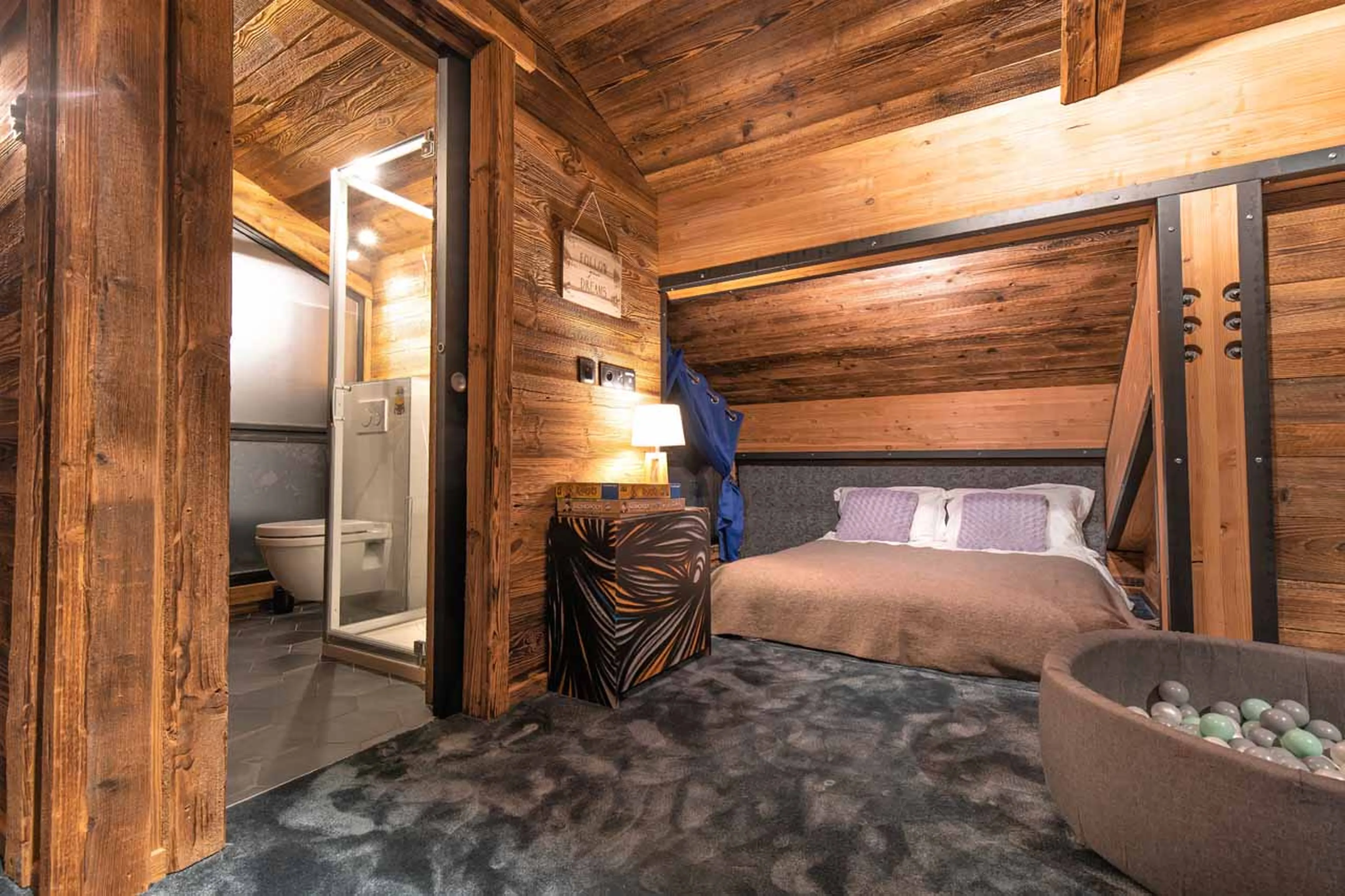 Double bed in family suite at Chalet Monts in Tignes