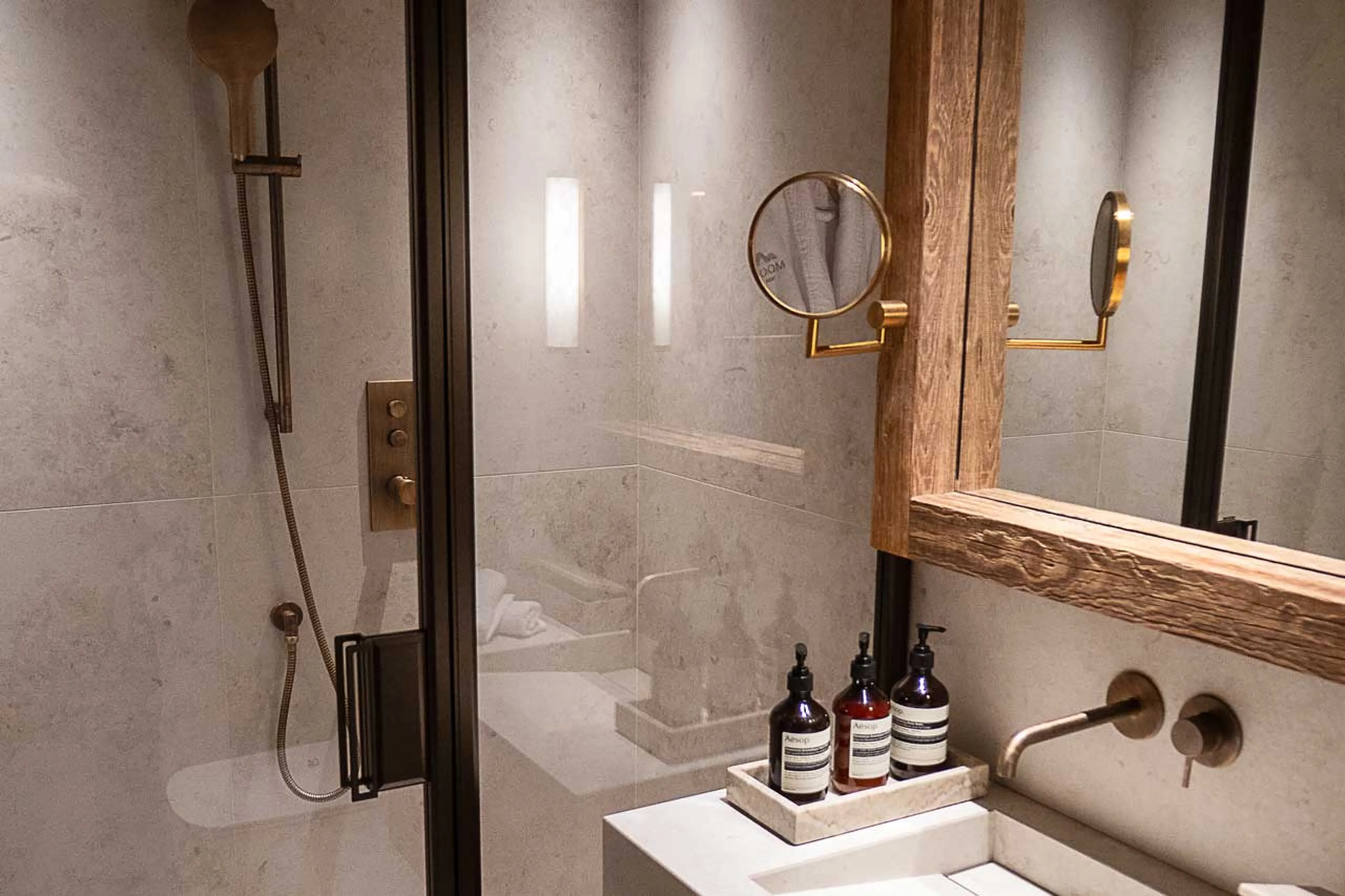 Bedroom 3 en-suite at Chalet Moon 1850 in Courchevel 1850