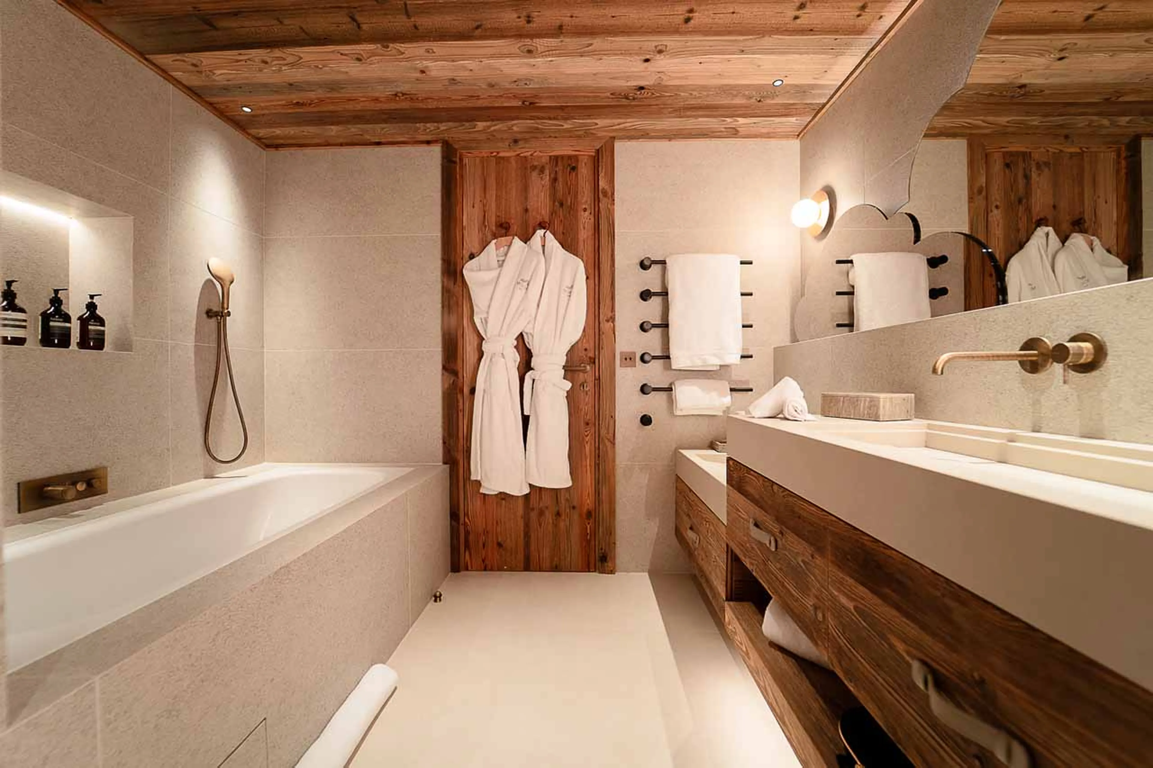 Bedroom 7 en-suite at Chalet Moon 1850 in Courchevel 1850