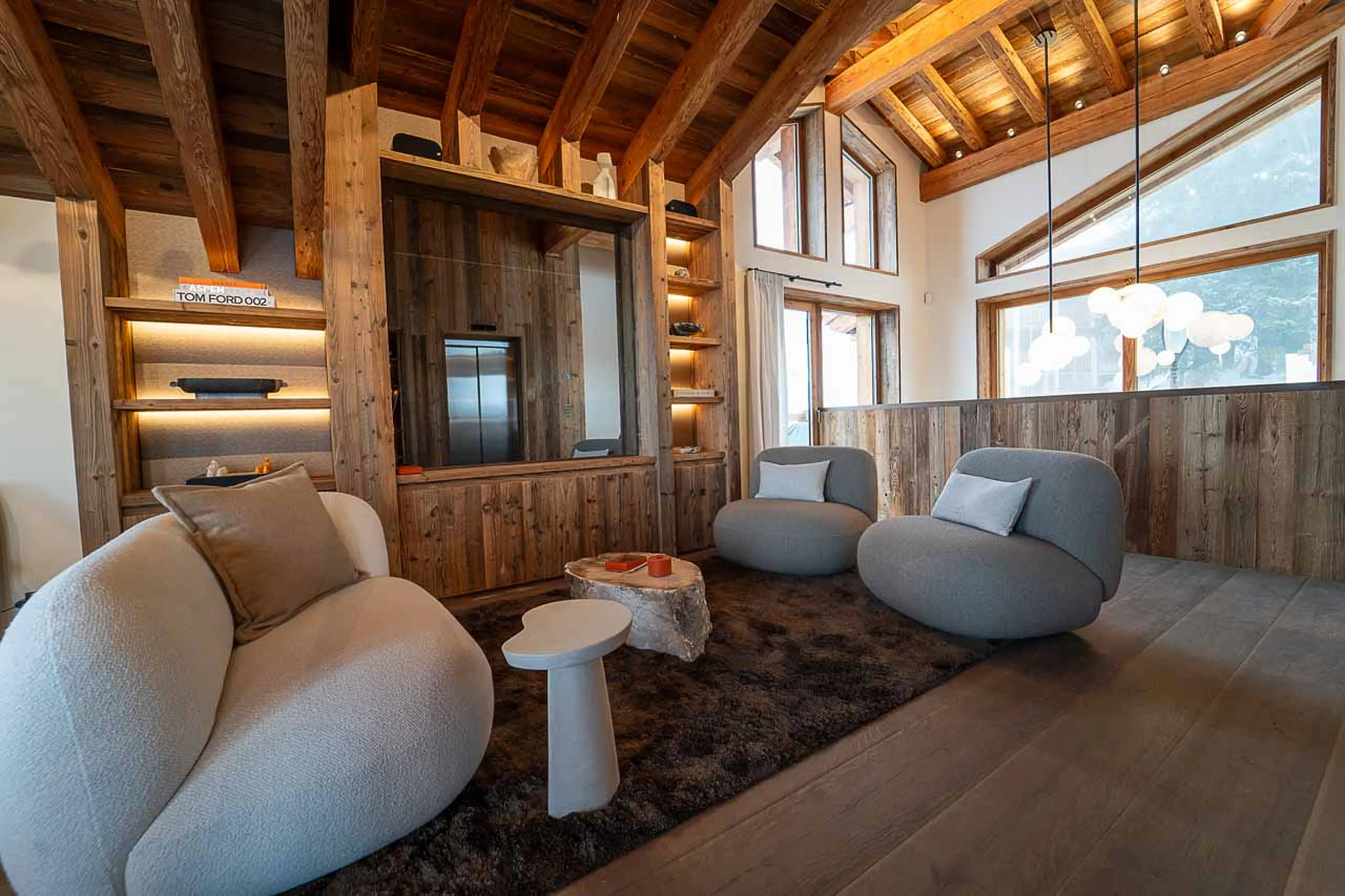 TV room at Chalet Moon 1850 in Courchevel 1850