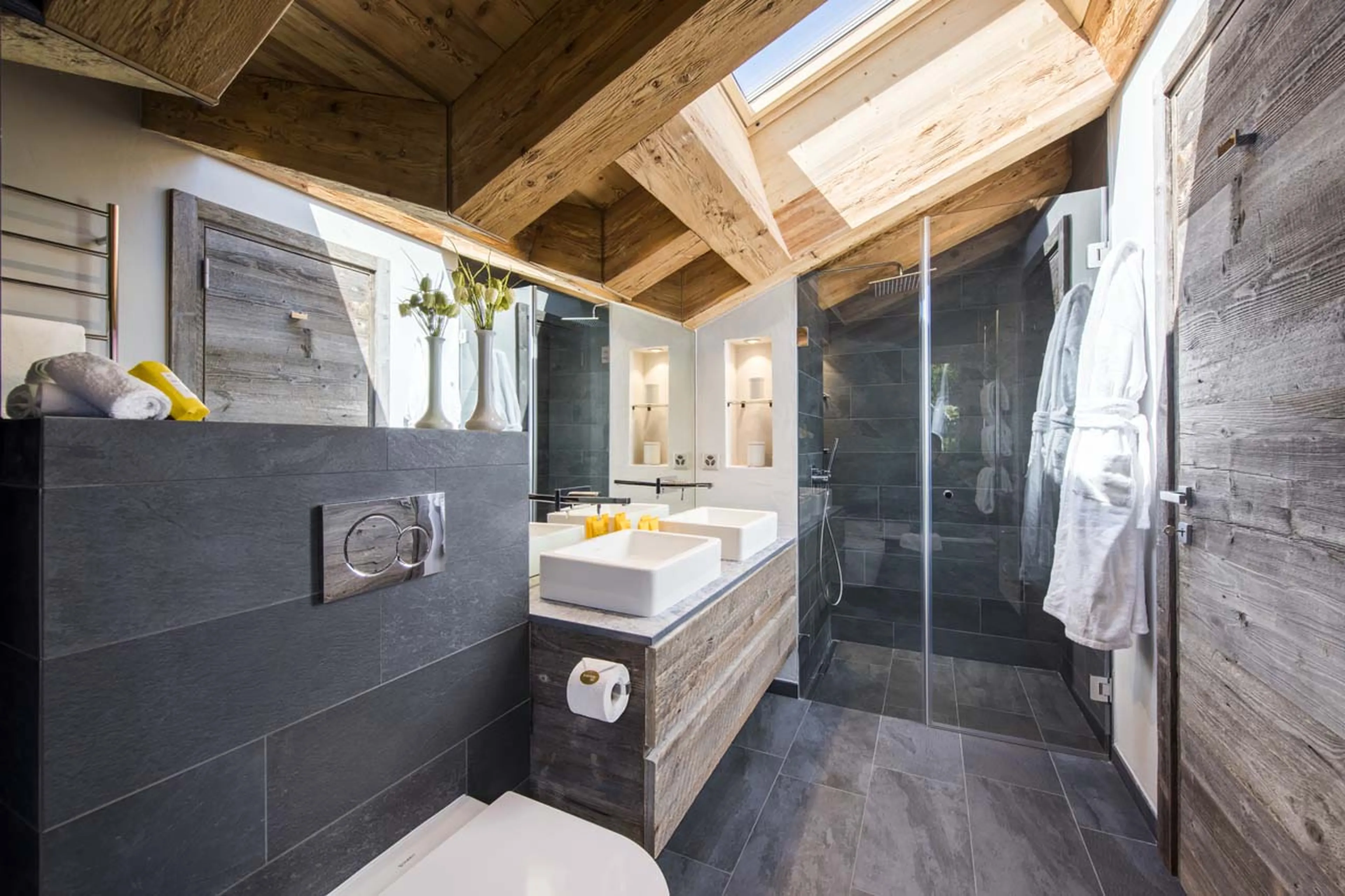 Separate shower in master bathroom at Chalet Mowgli in Verbier