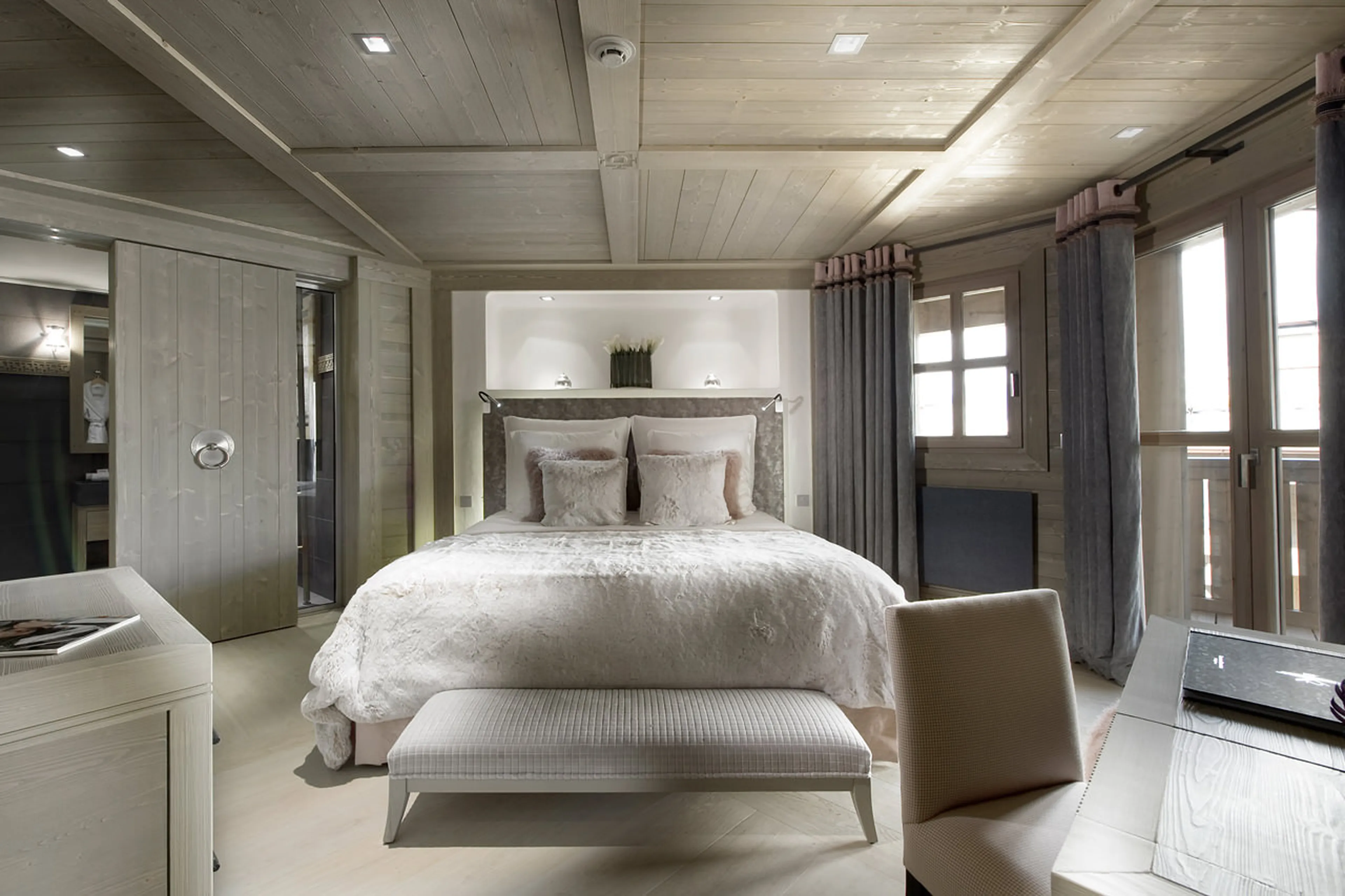 Bedroom one at Chalet Muztagh in Courchevel 1850