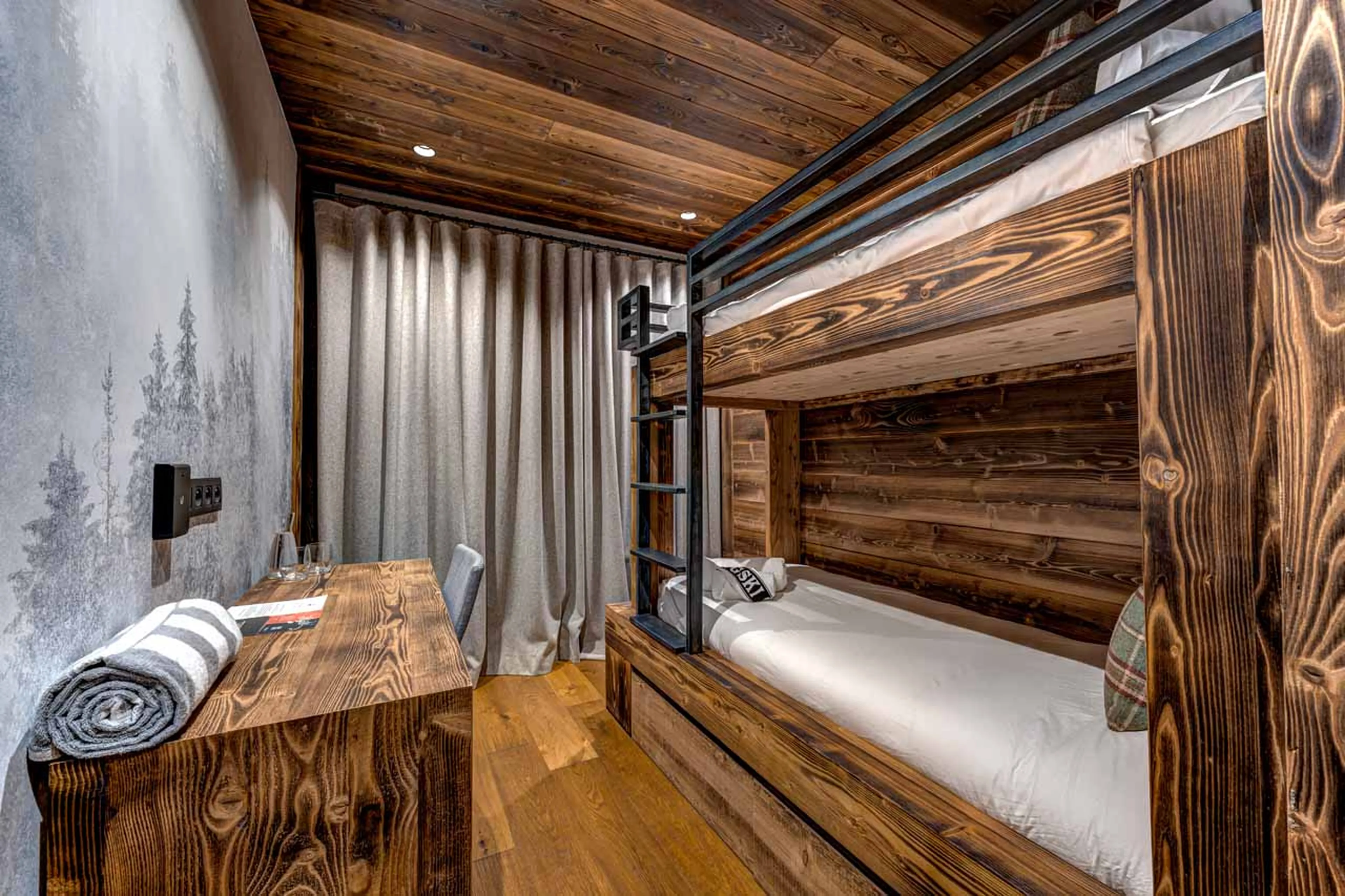 Bedroom 3 bunk room at Chalet Myriam in Meribel