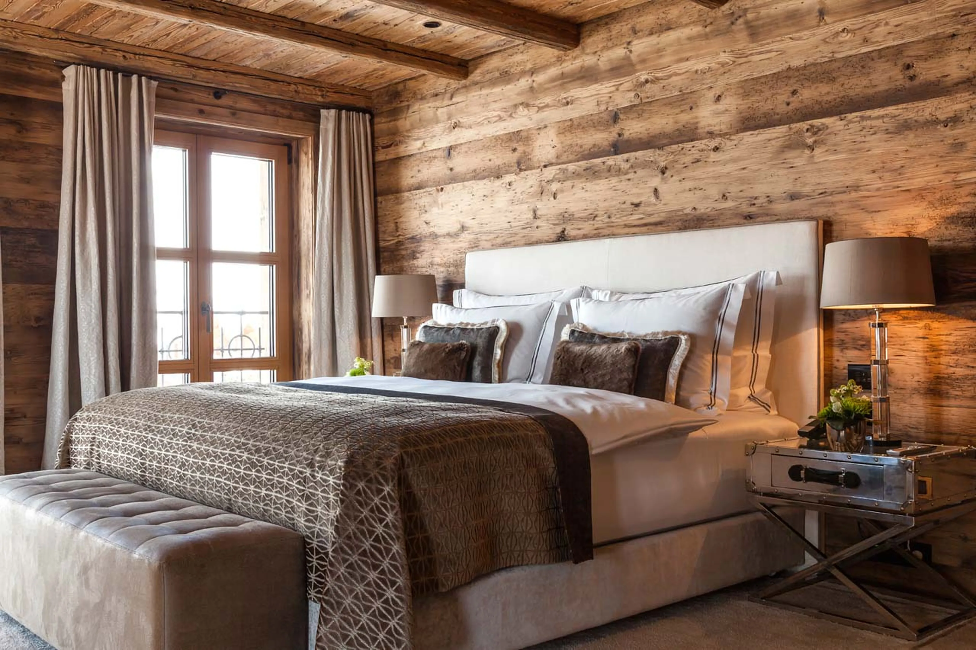 Bedroom seven at Exterior of Chalet N in Lech