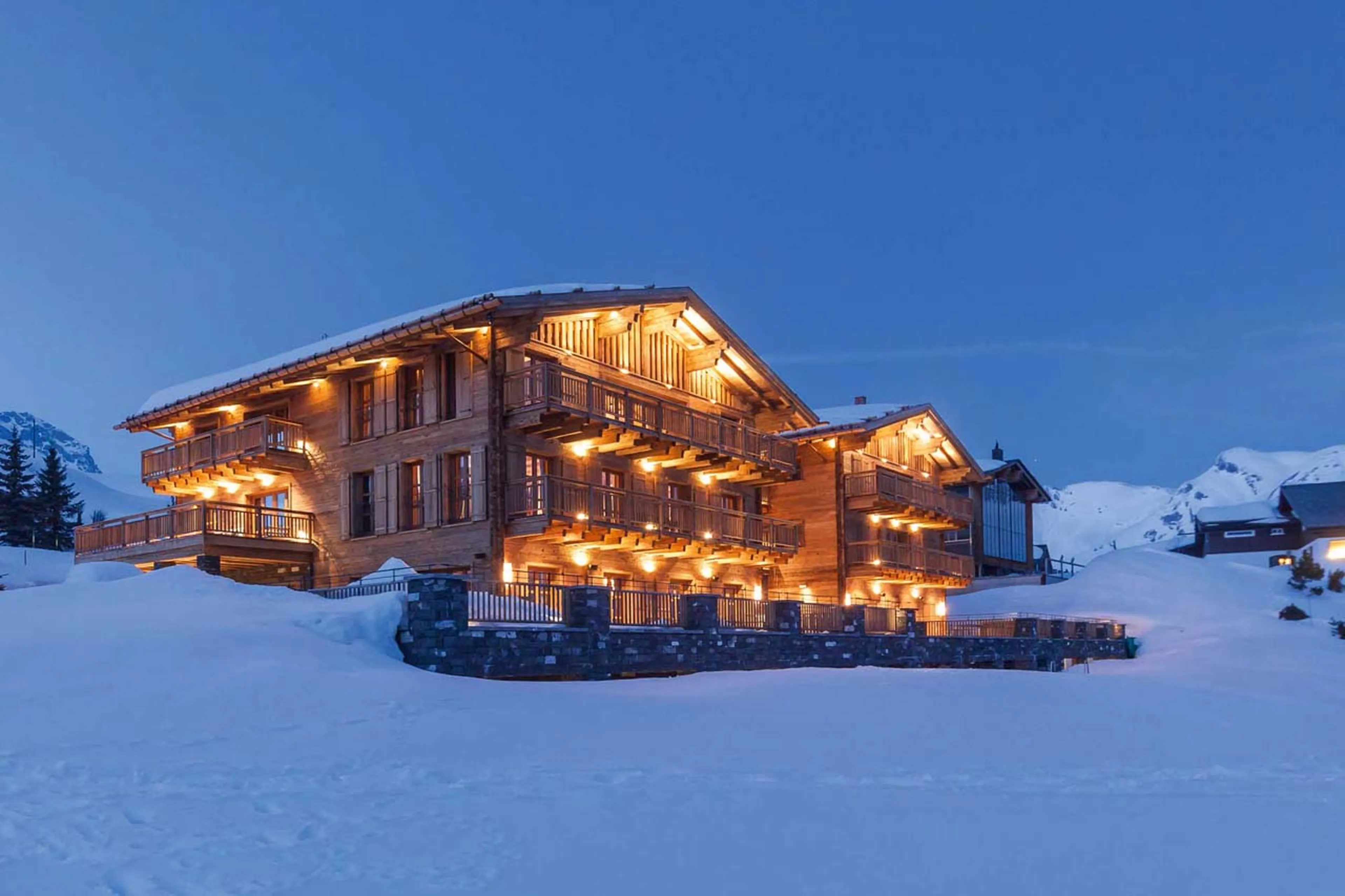 Exterior of Chalet N in Lech at night