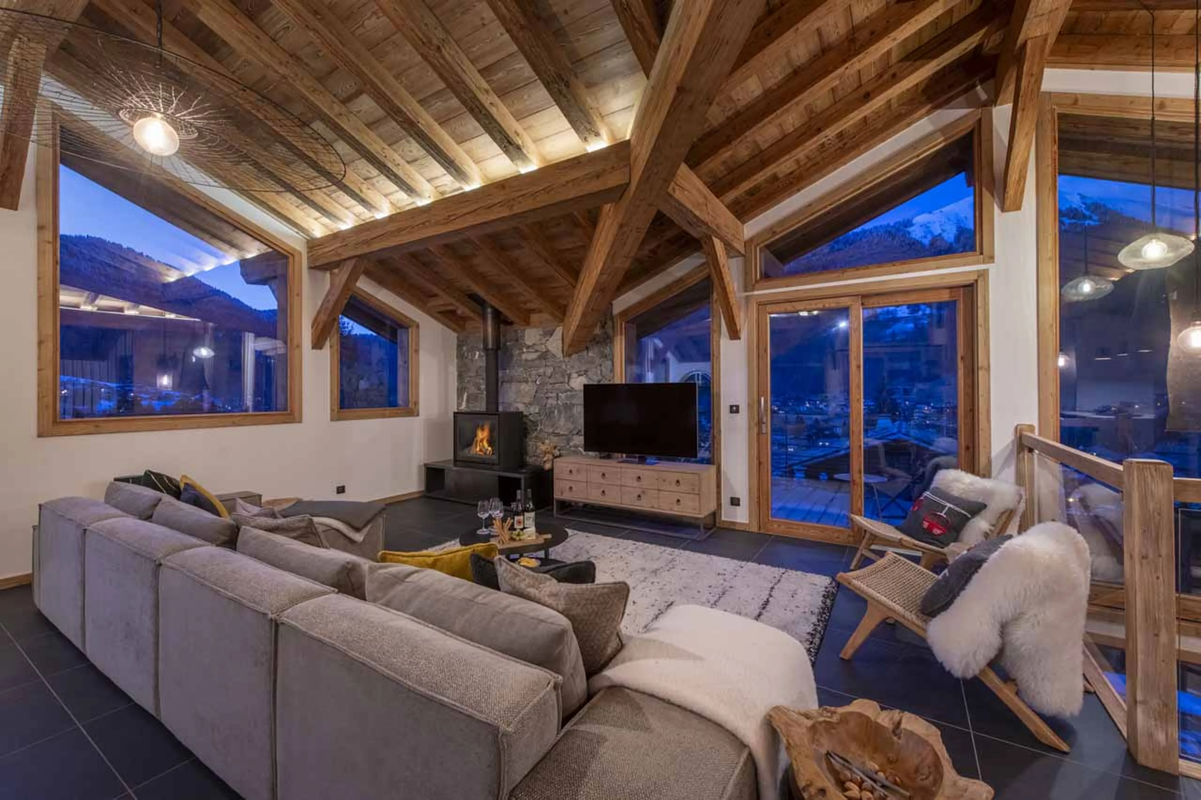 Open-plan living area in Chalet Nanook, Morzine