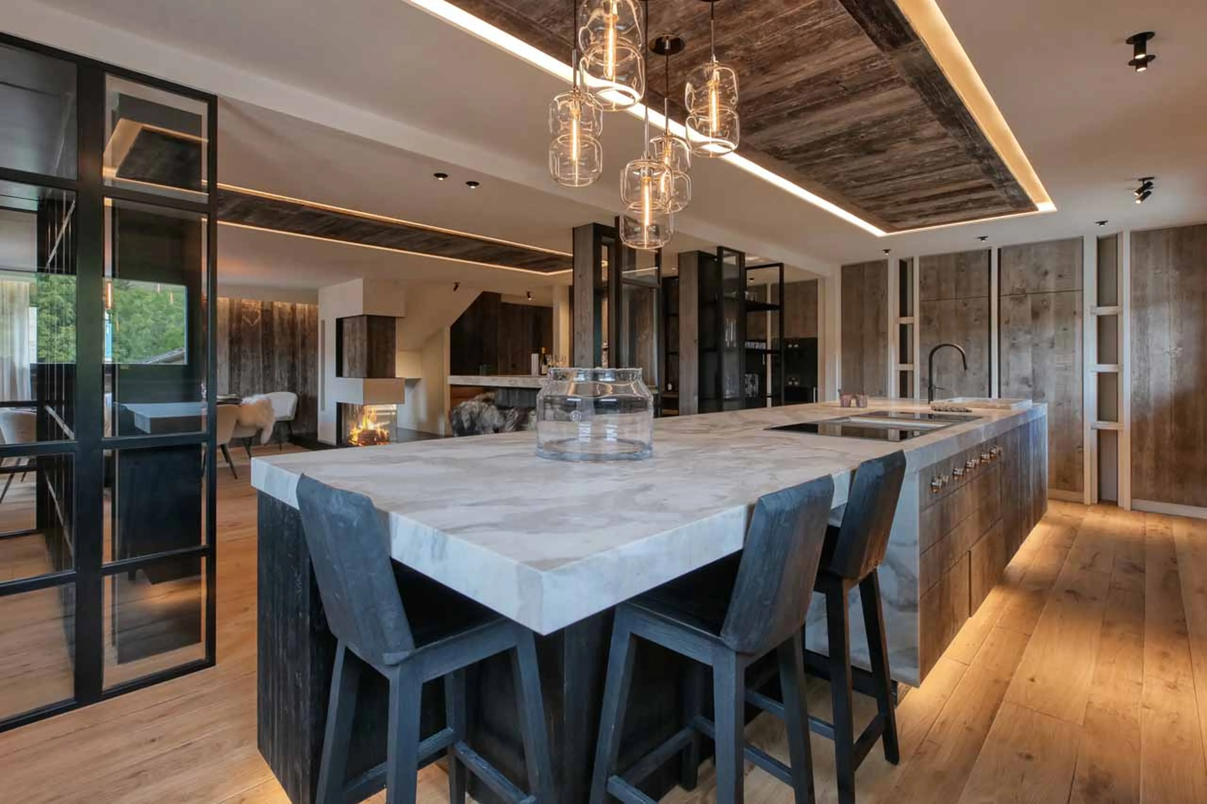 Kitchen and dining area at Chalet Nebraska in Megeve
