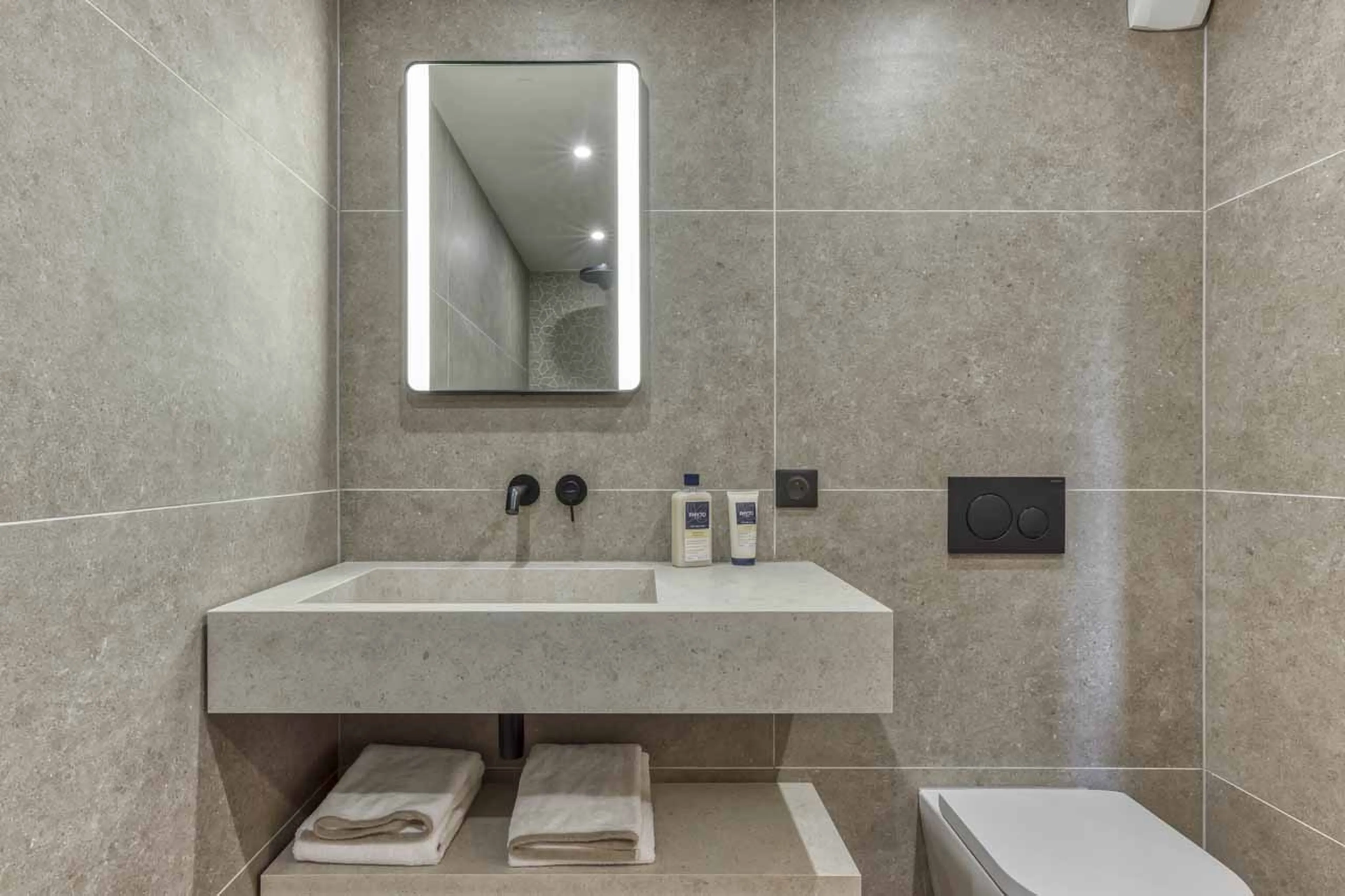 Bedroom 4 en-suite at Chalet Nid d'Hiver in Courchevel 1550