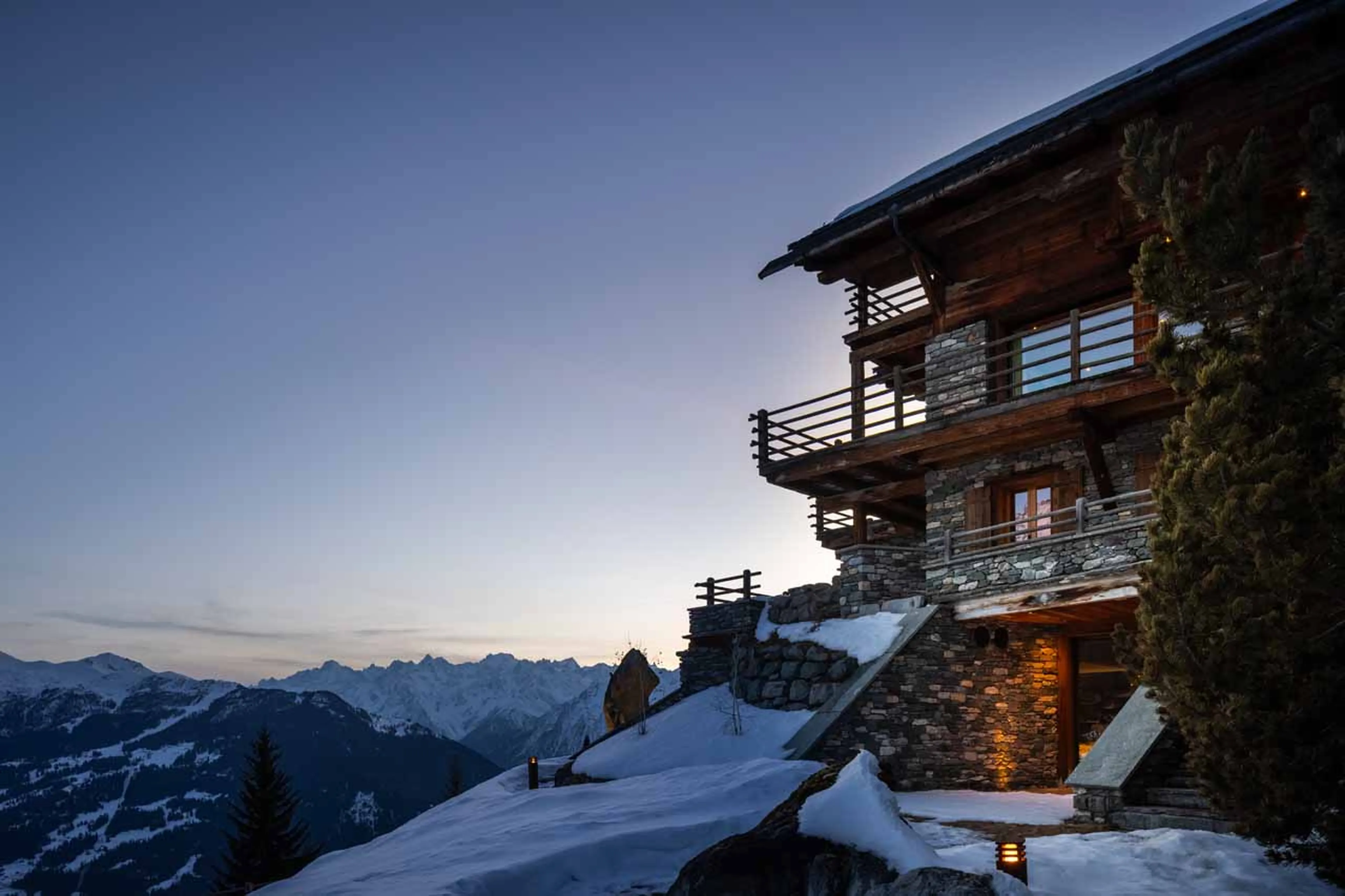 Exterior view of Chalet Norte in Verbier