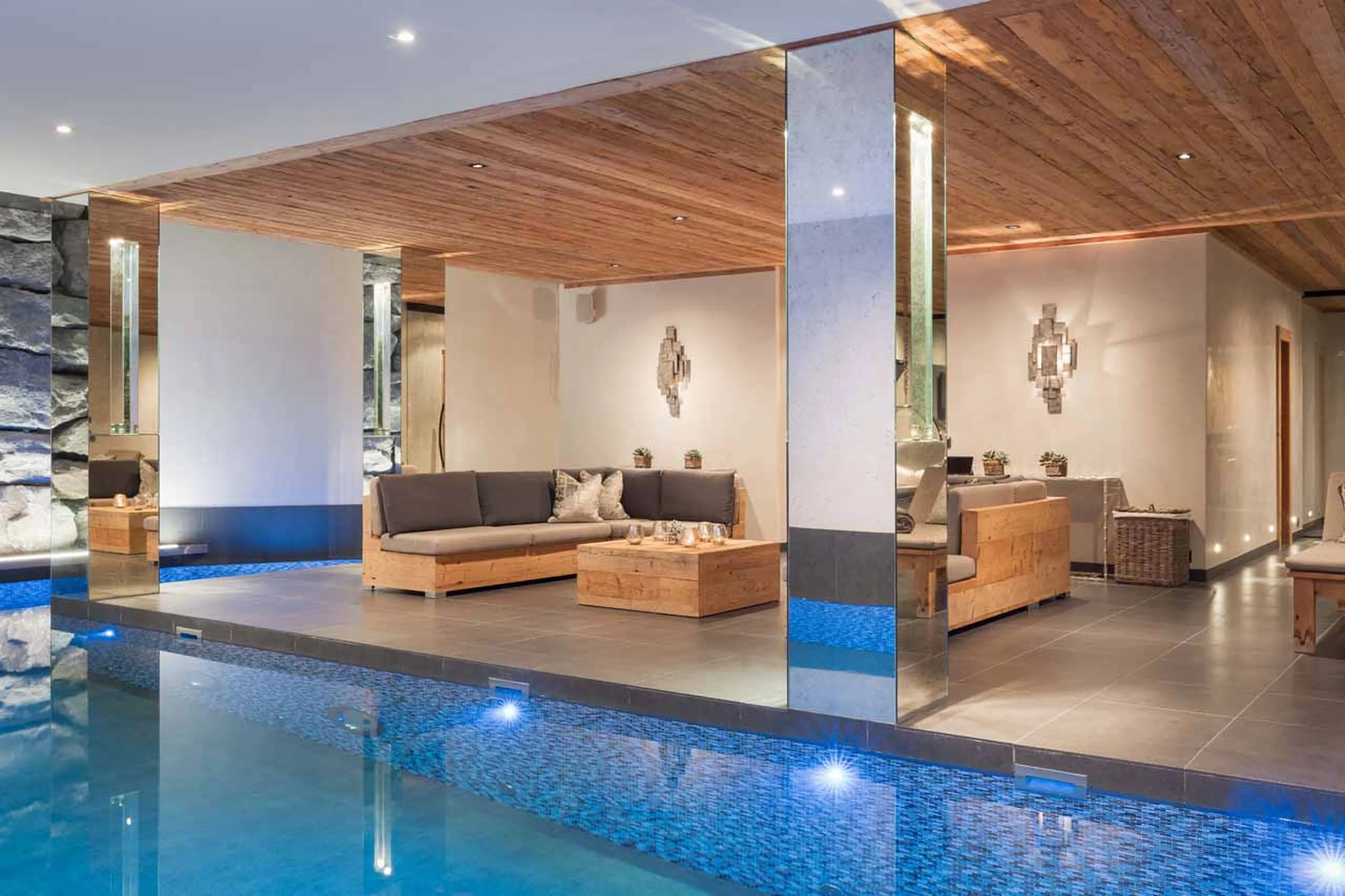Sofas in spa lounge at Chalet Norte in Verbier