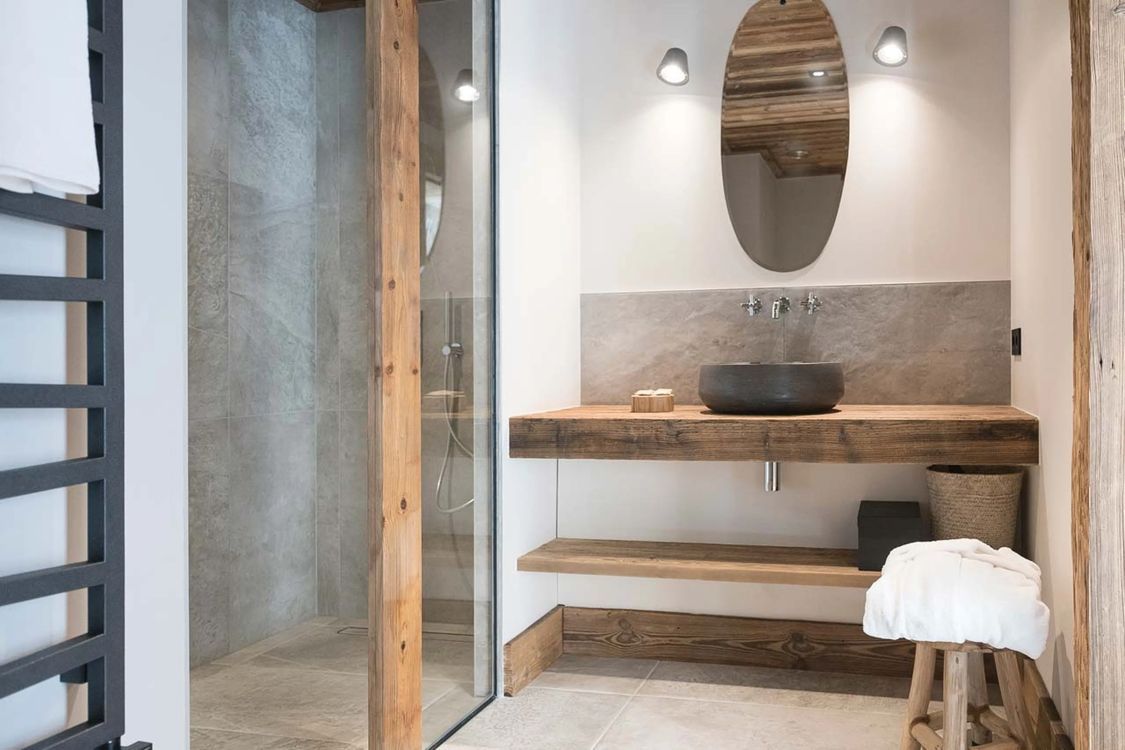 Bathroom six at Chalet O Valala in Val d'Isere