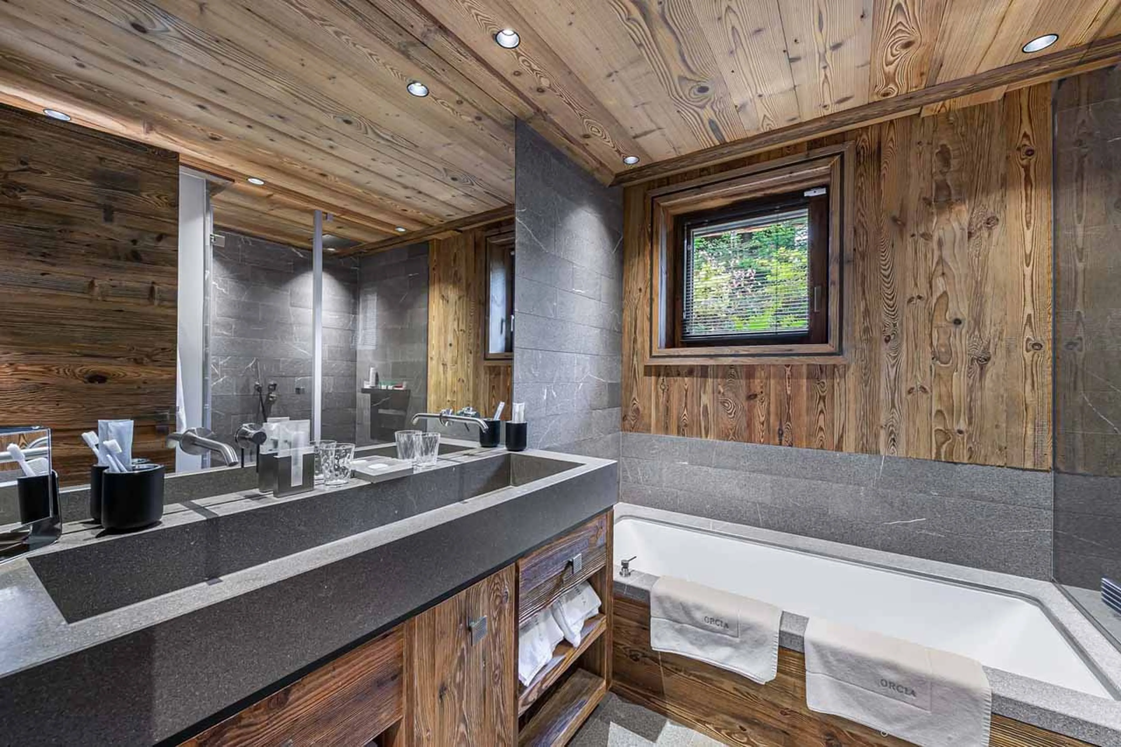 Bathroom three at Chalet Orcia in Megeve