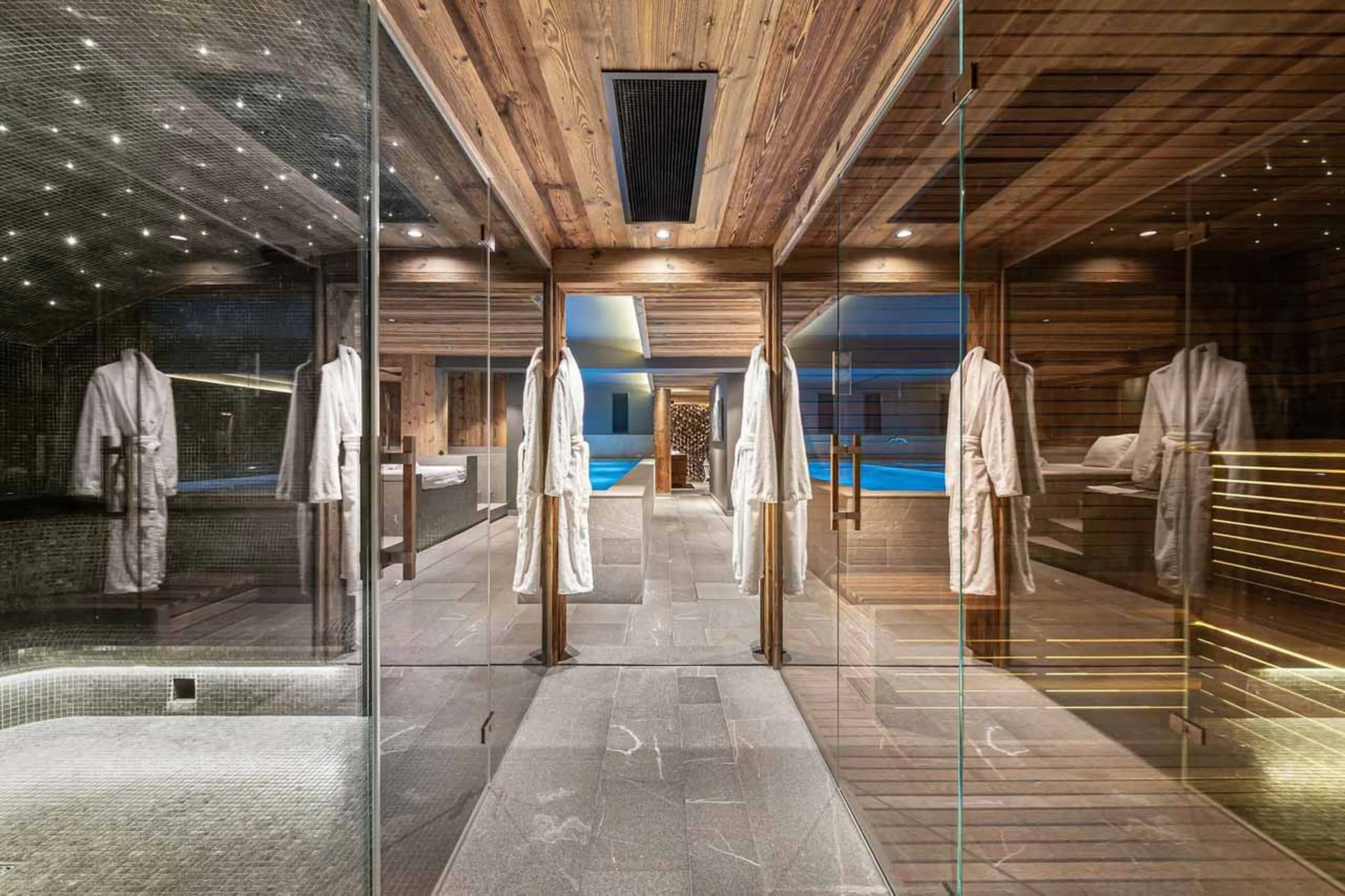 Sauna & hammam at Chalet Orcia in Megeve