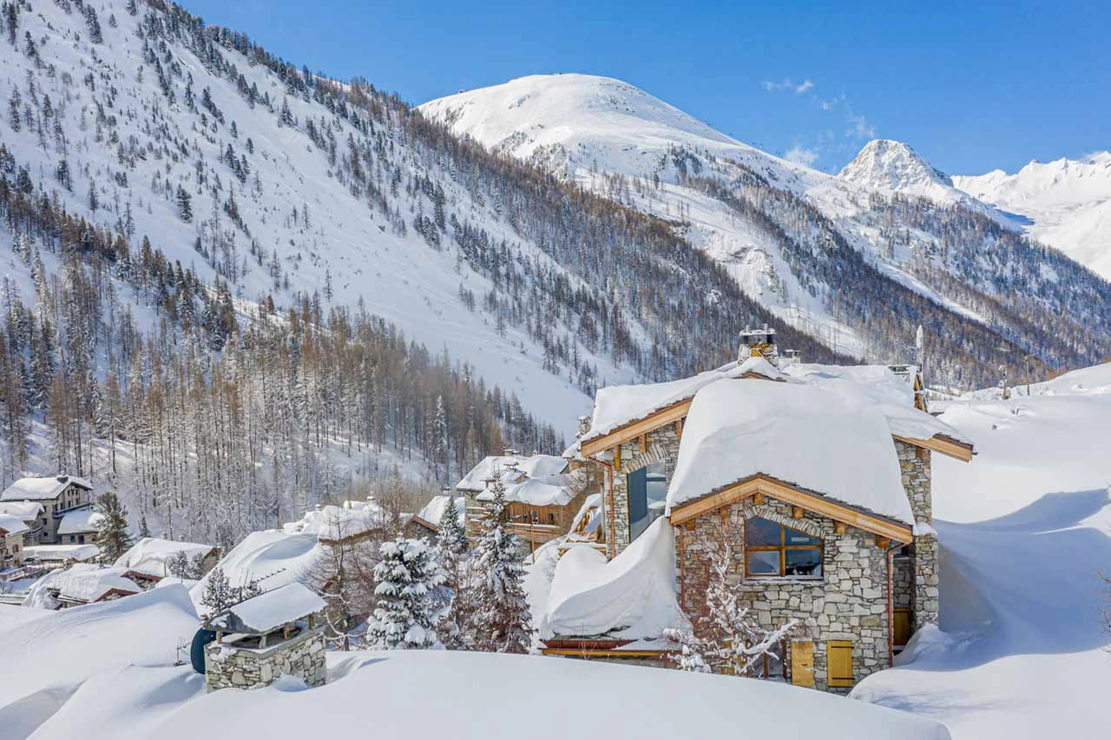 Exterior of Chalet Orso in Val d'Isere