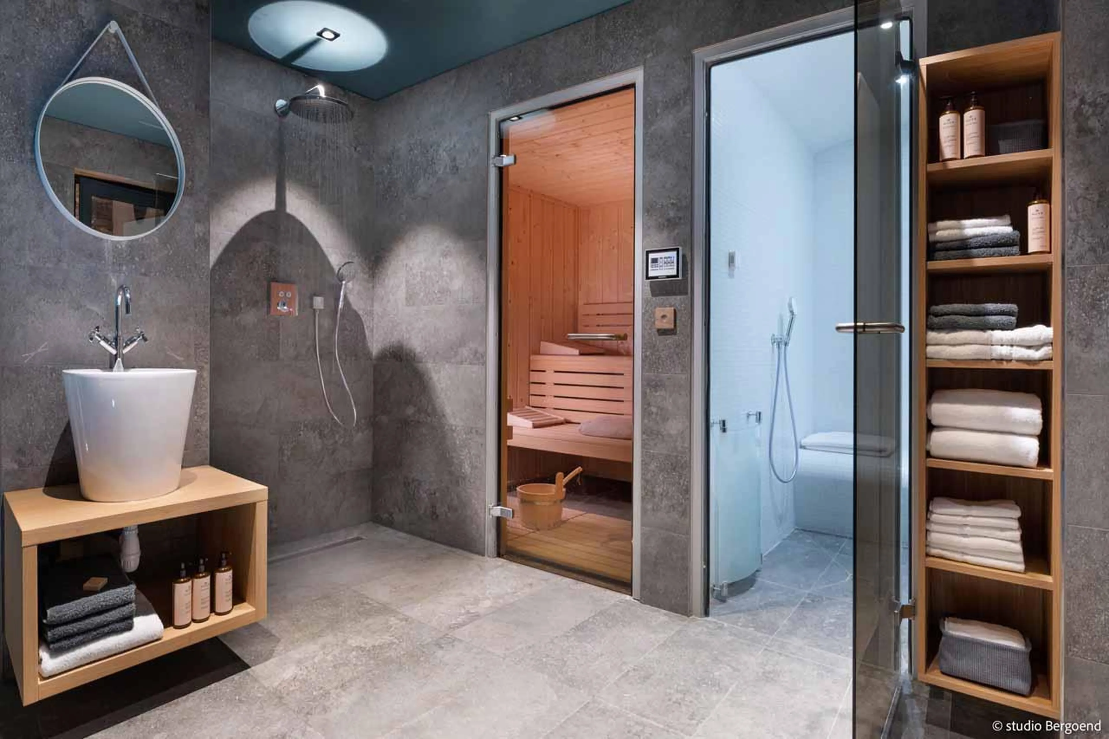 Sauna & hammam at Chalet Osarcs Mille 8 in Les Arcs