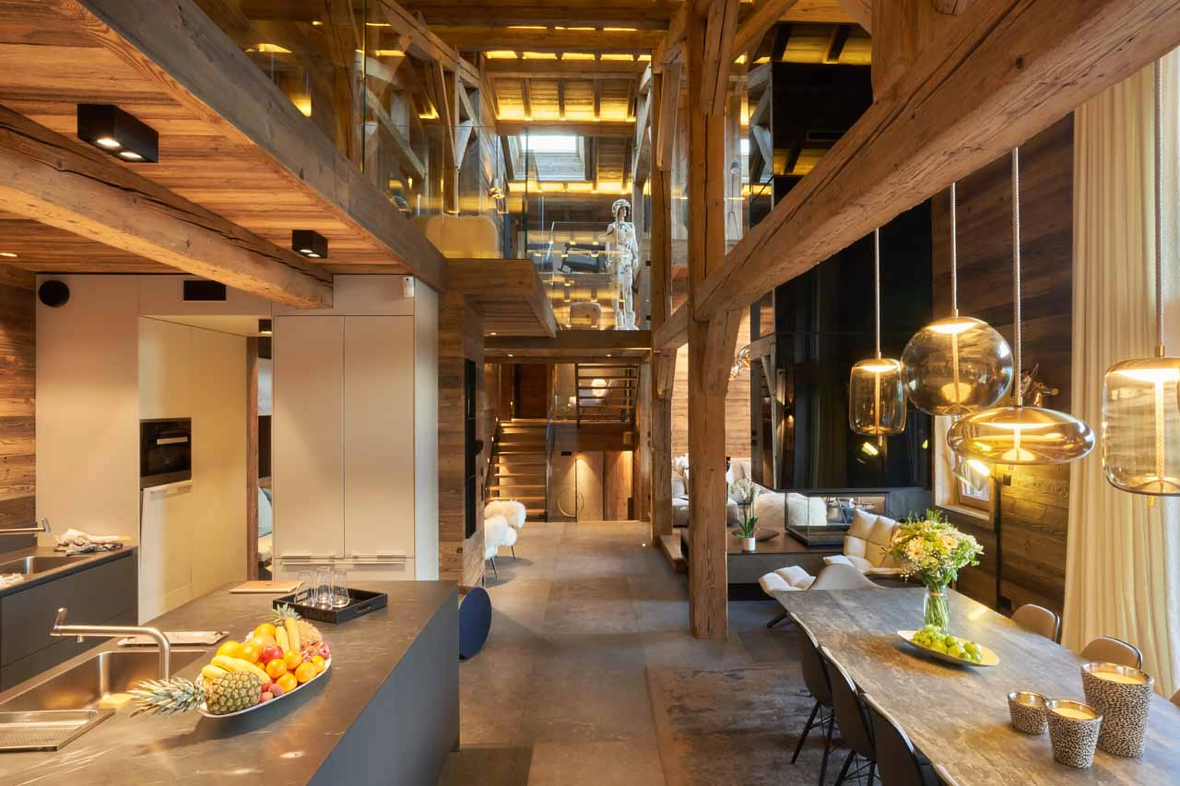 Dining area and kitchen at Chalet Otoctone in Megeve