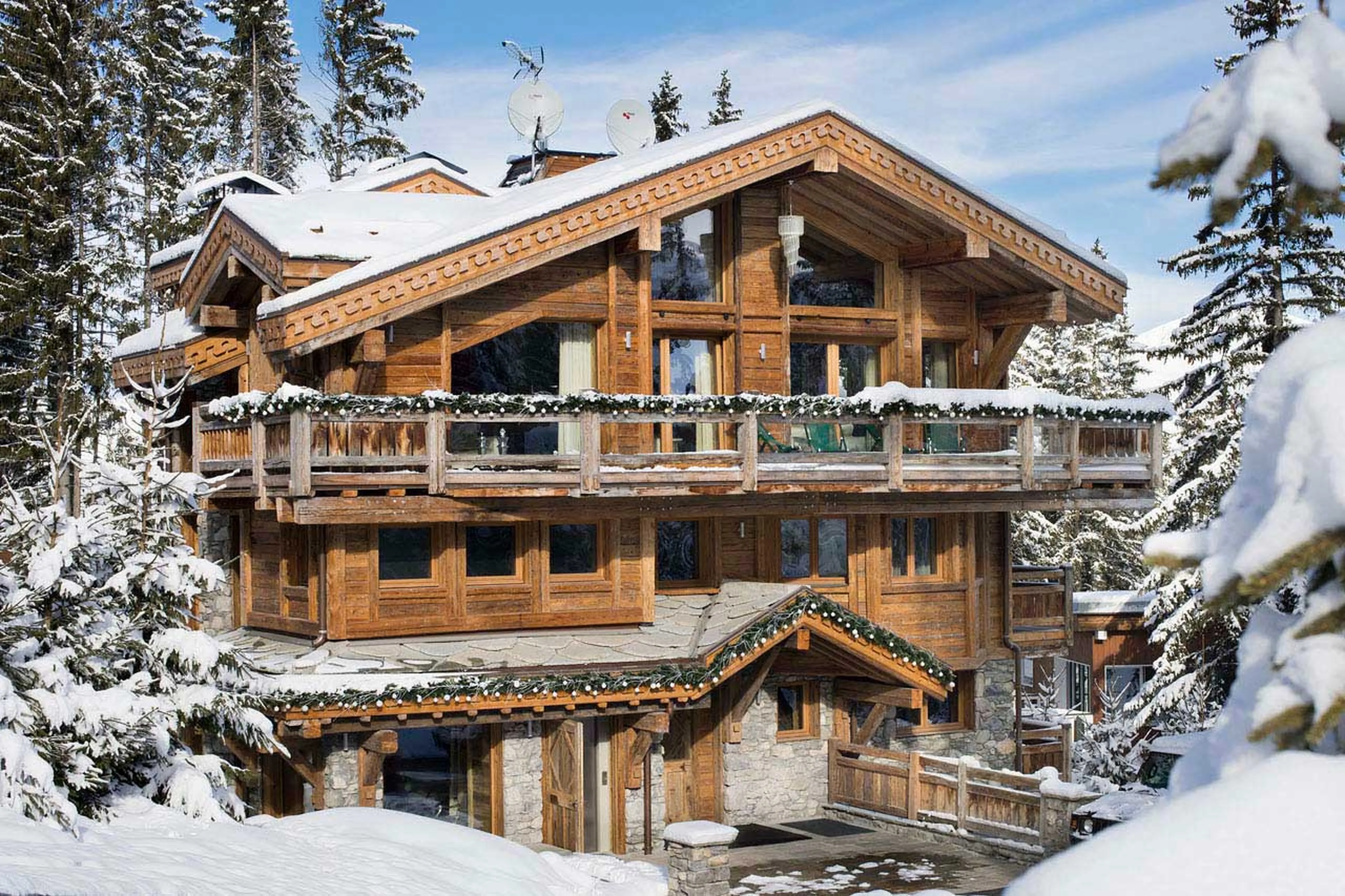 Exterior of Chalet Owens, set in a superb location in Courchevel 1850