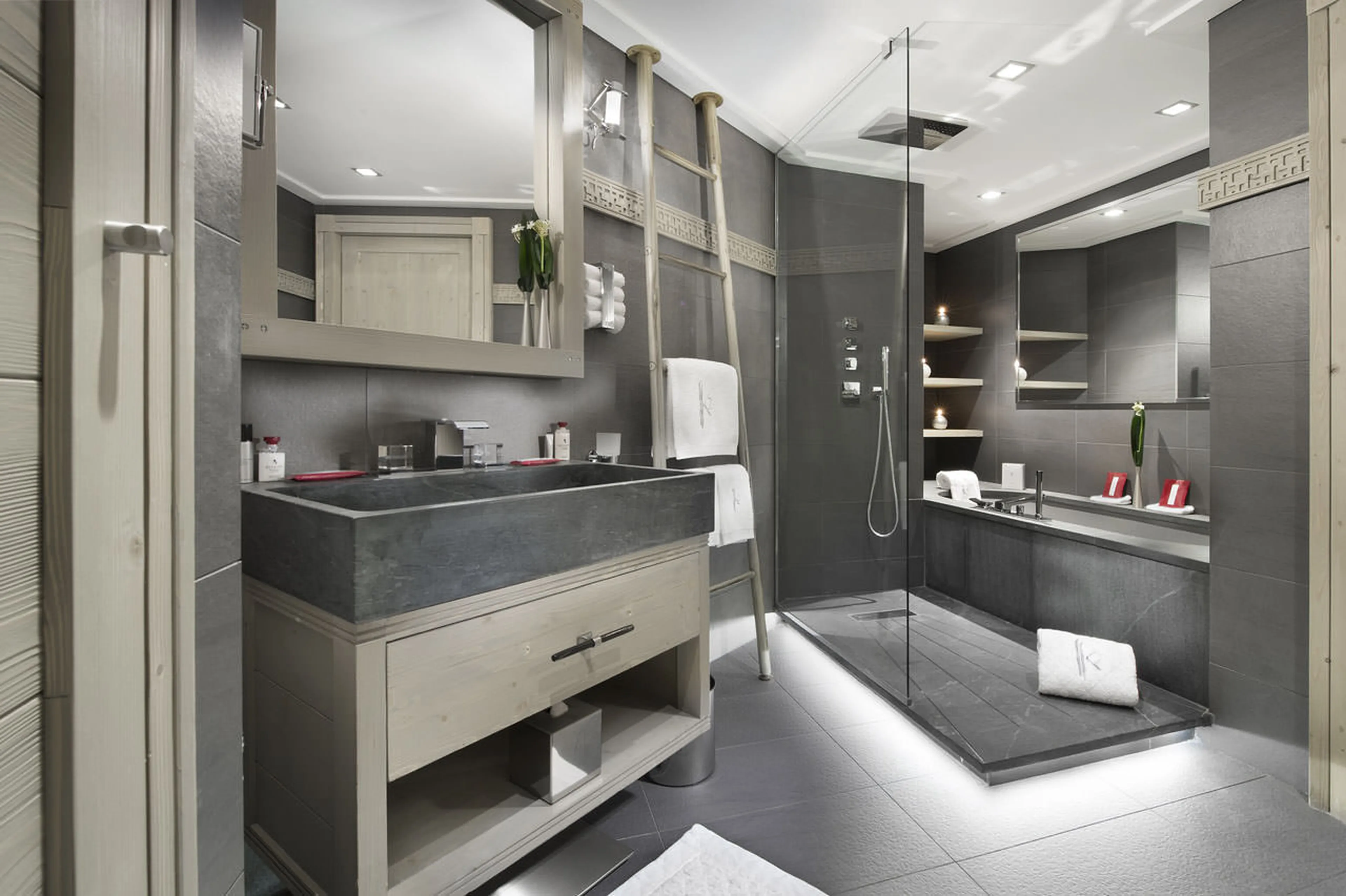 Bathroom at Chalet Panmah in Courchevel 1850