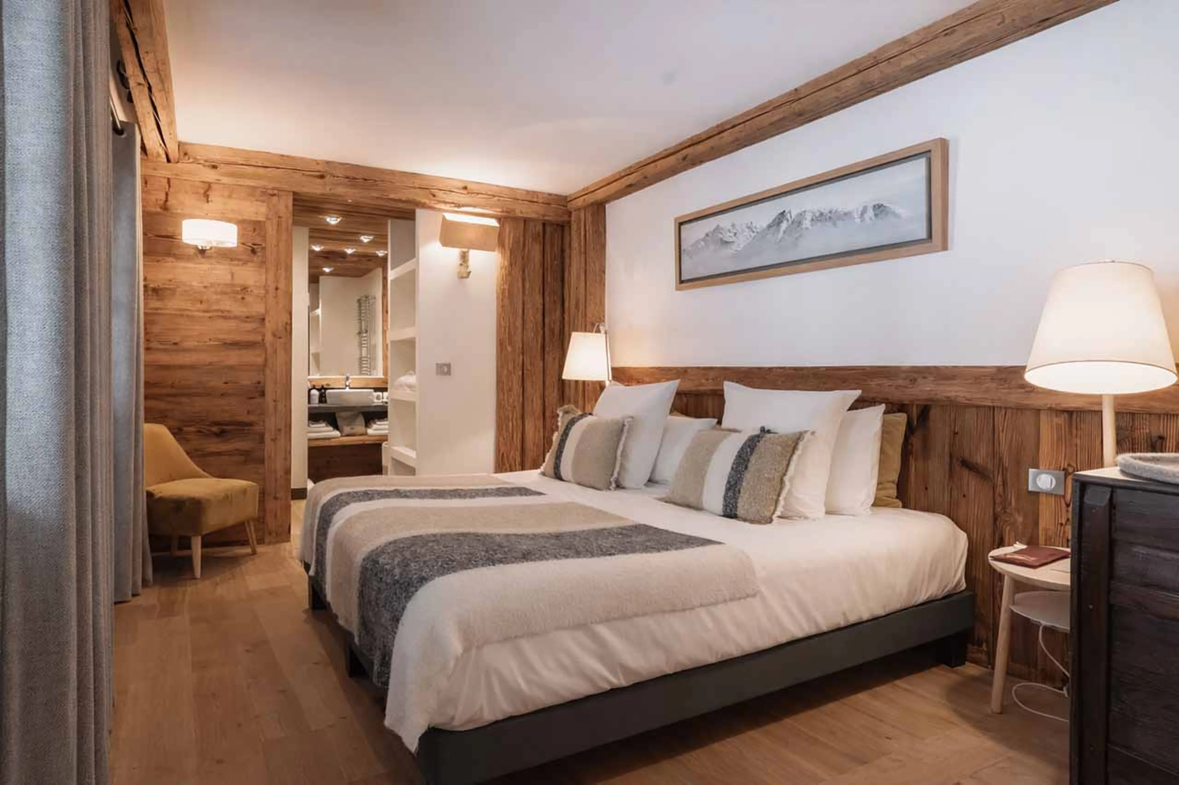 Bedroom four at Chalet Le Papillon in Val d'Isere