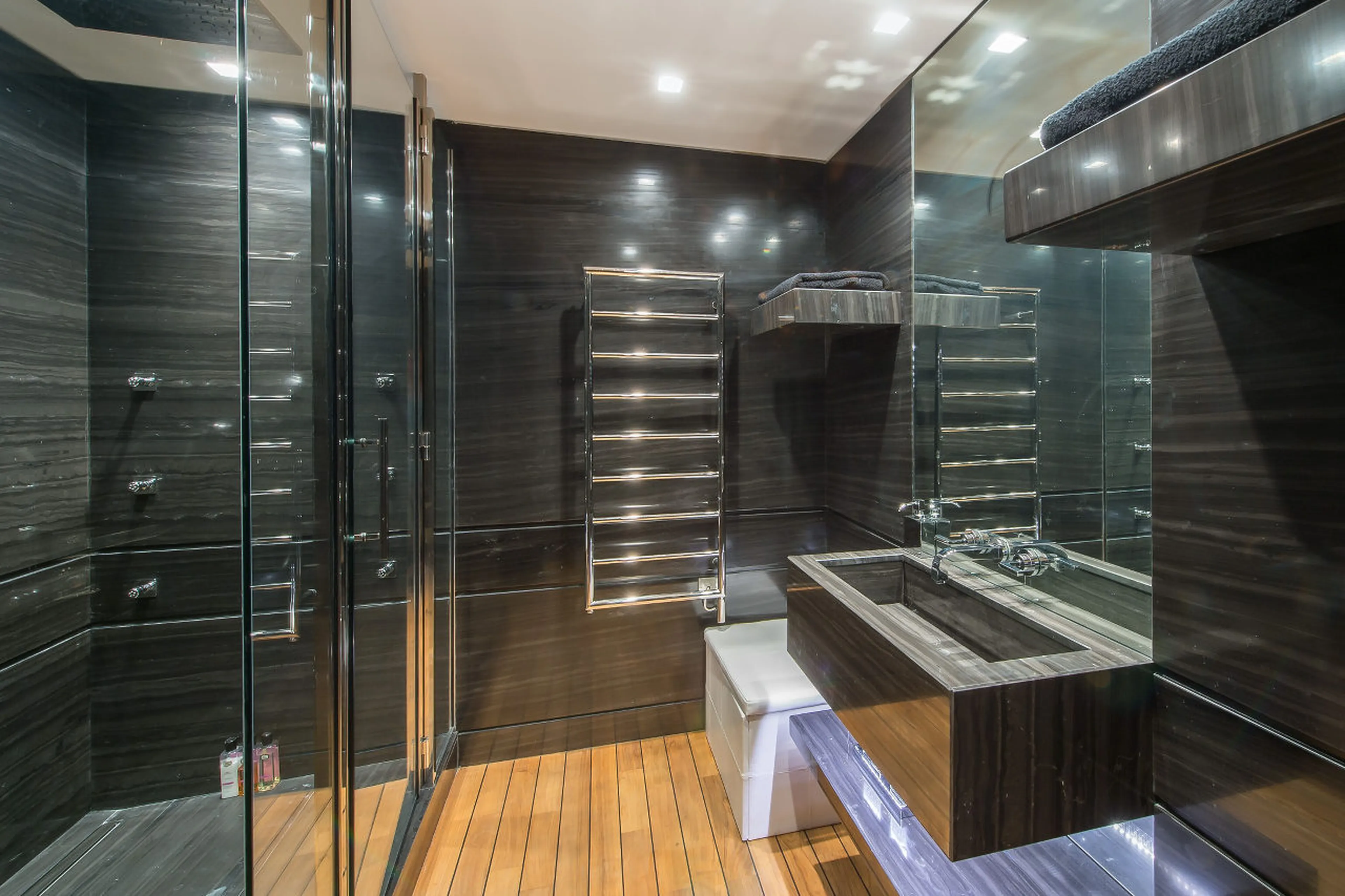 Shower in wellness area in Chalet Perce Neige, Courchevel 1850