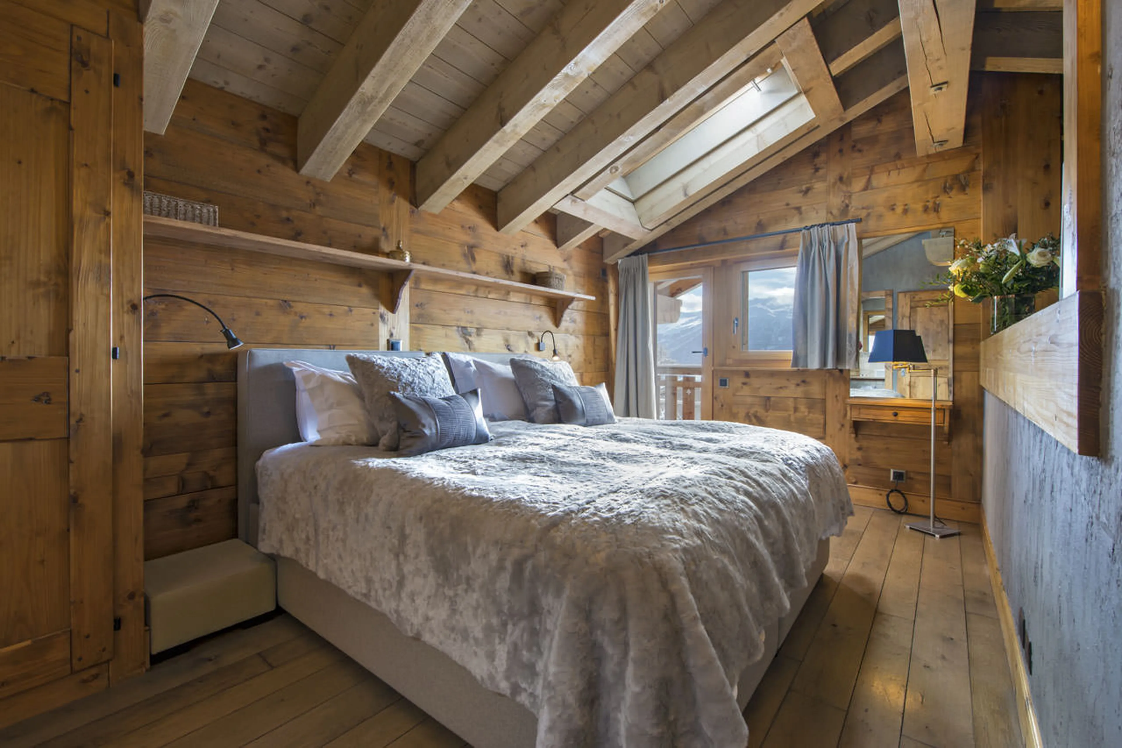 Master bedroom at Chalet Pierre Avoi in Verbier