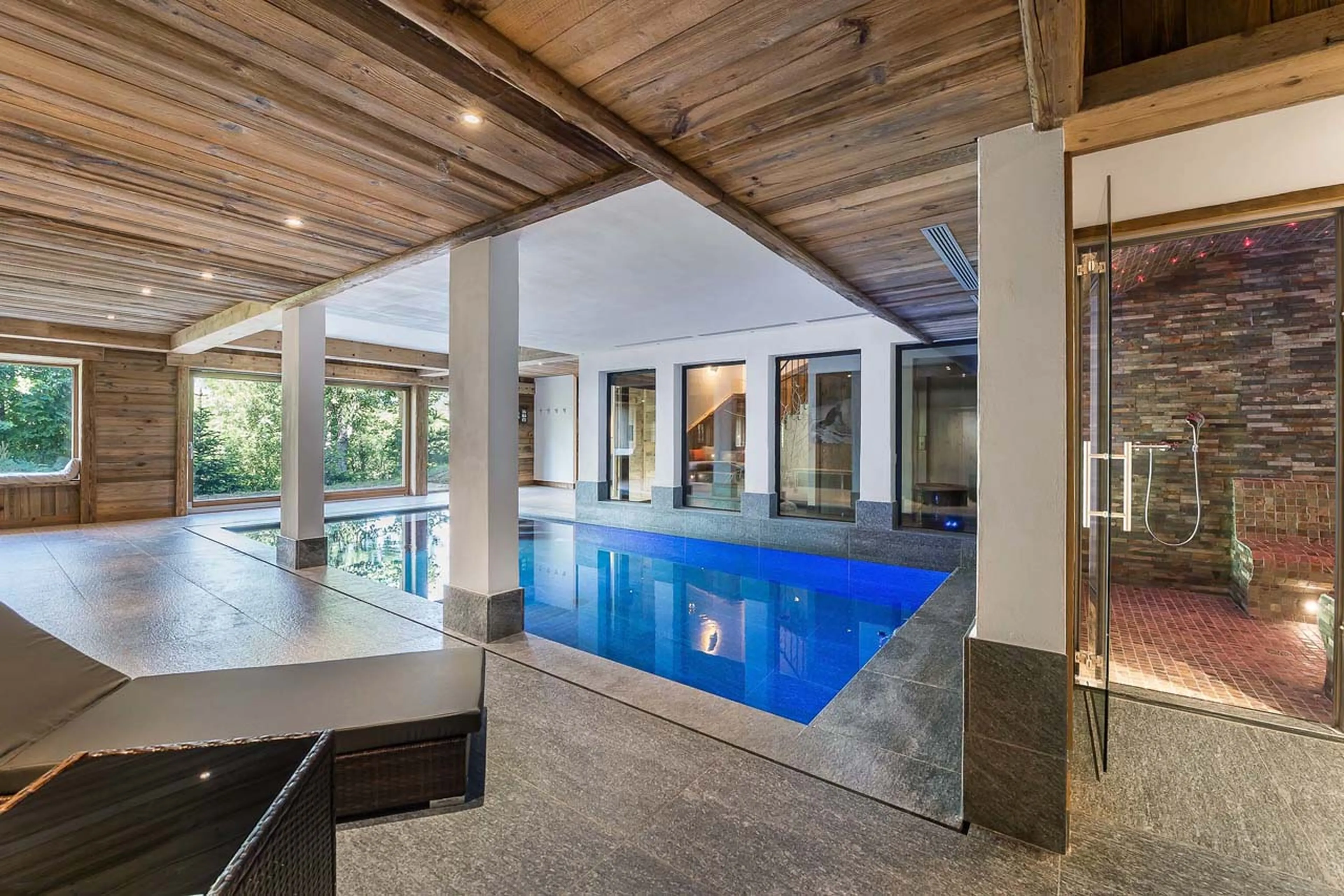 Indoor pool at Chalet Queen Mijane in Meribel