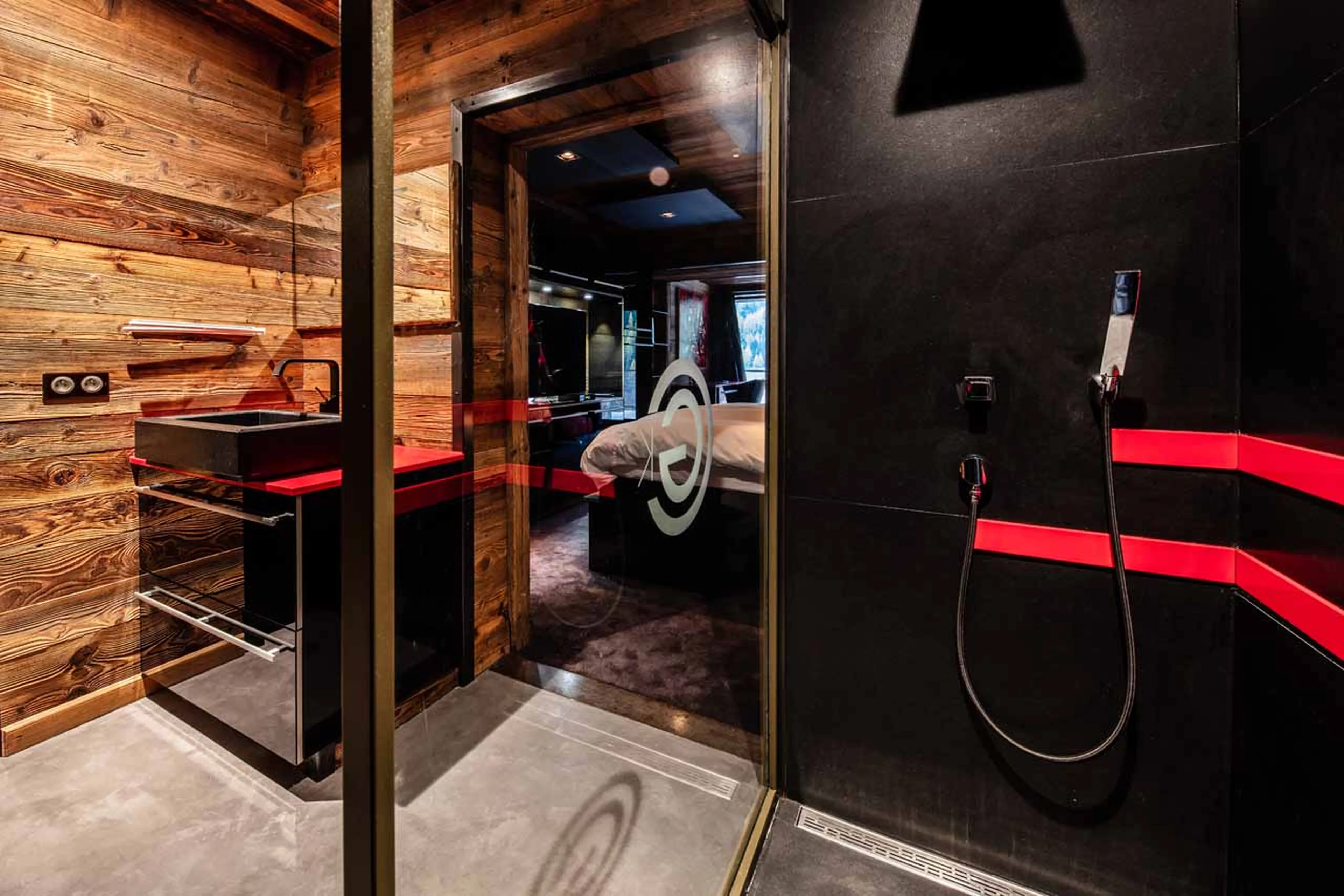 En-suite shower room at Chalet Quezac in Tignes