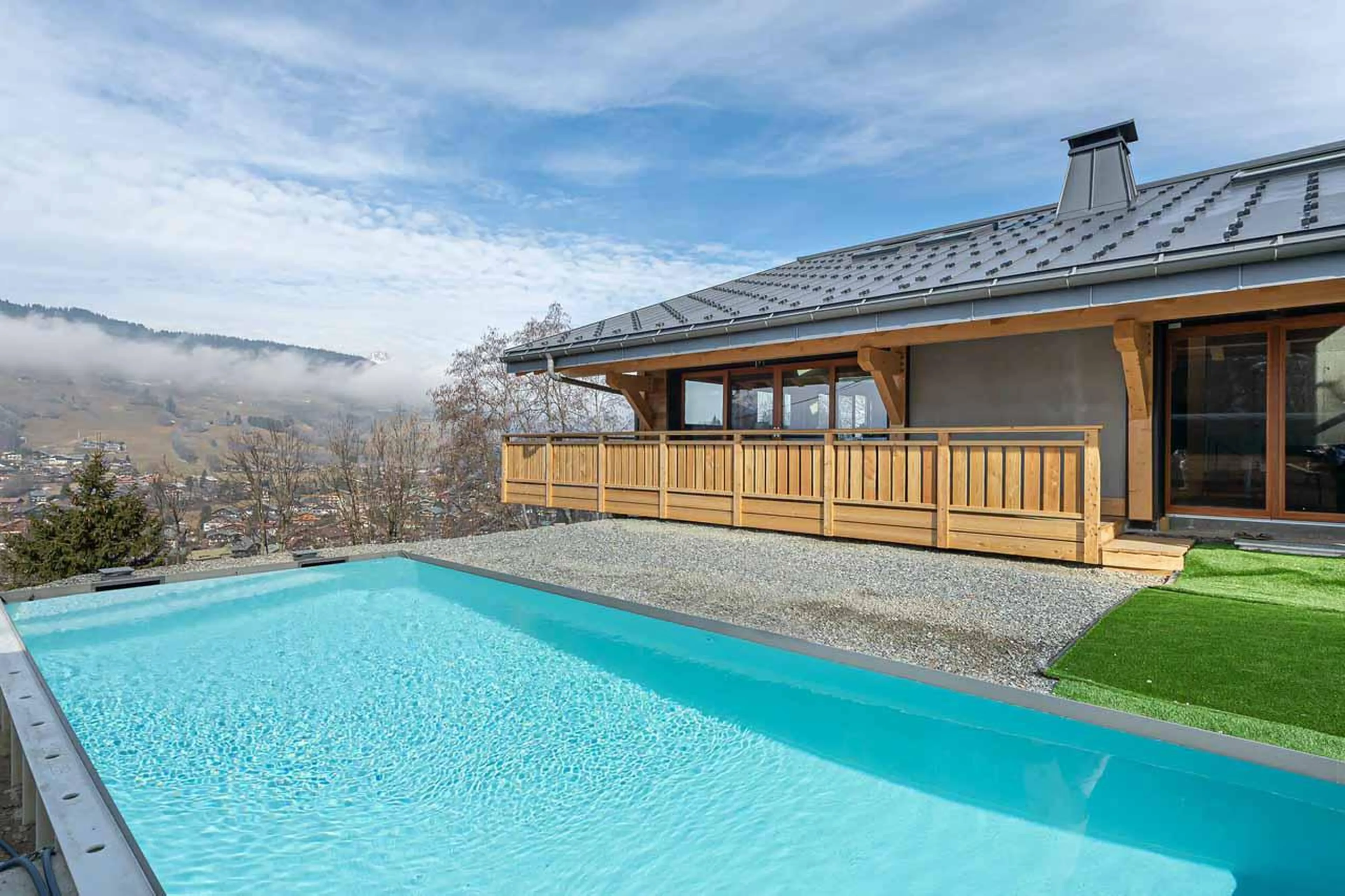 Swimming pool at Chalet R Family in Megeve