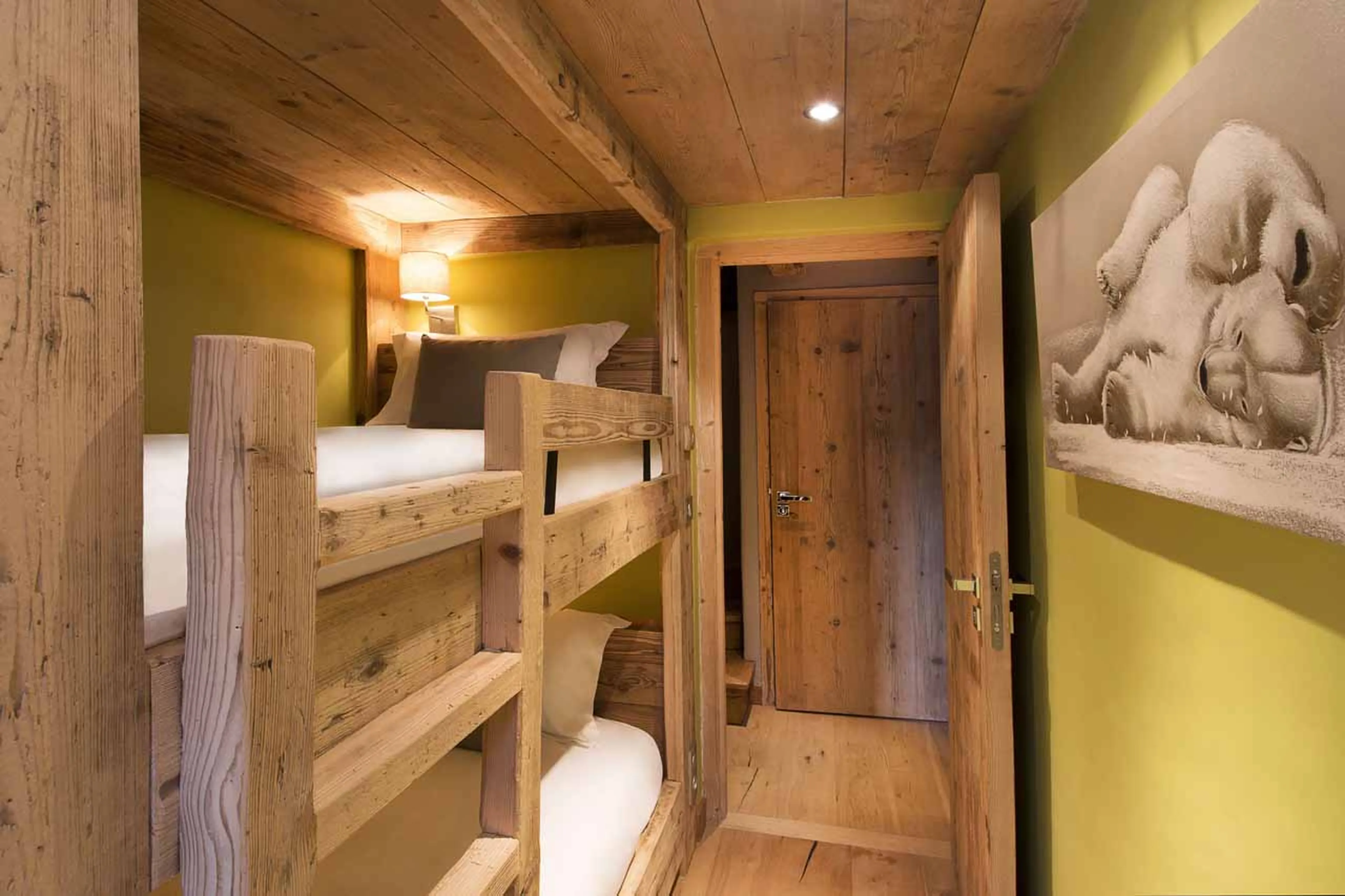 Bunk bedroom at Chalet Rive Gauche in Val d'Isere