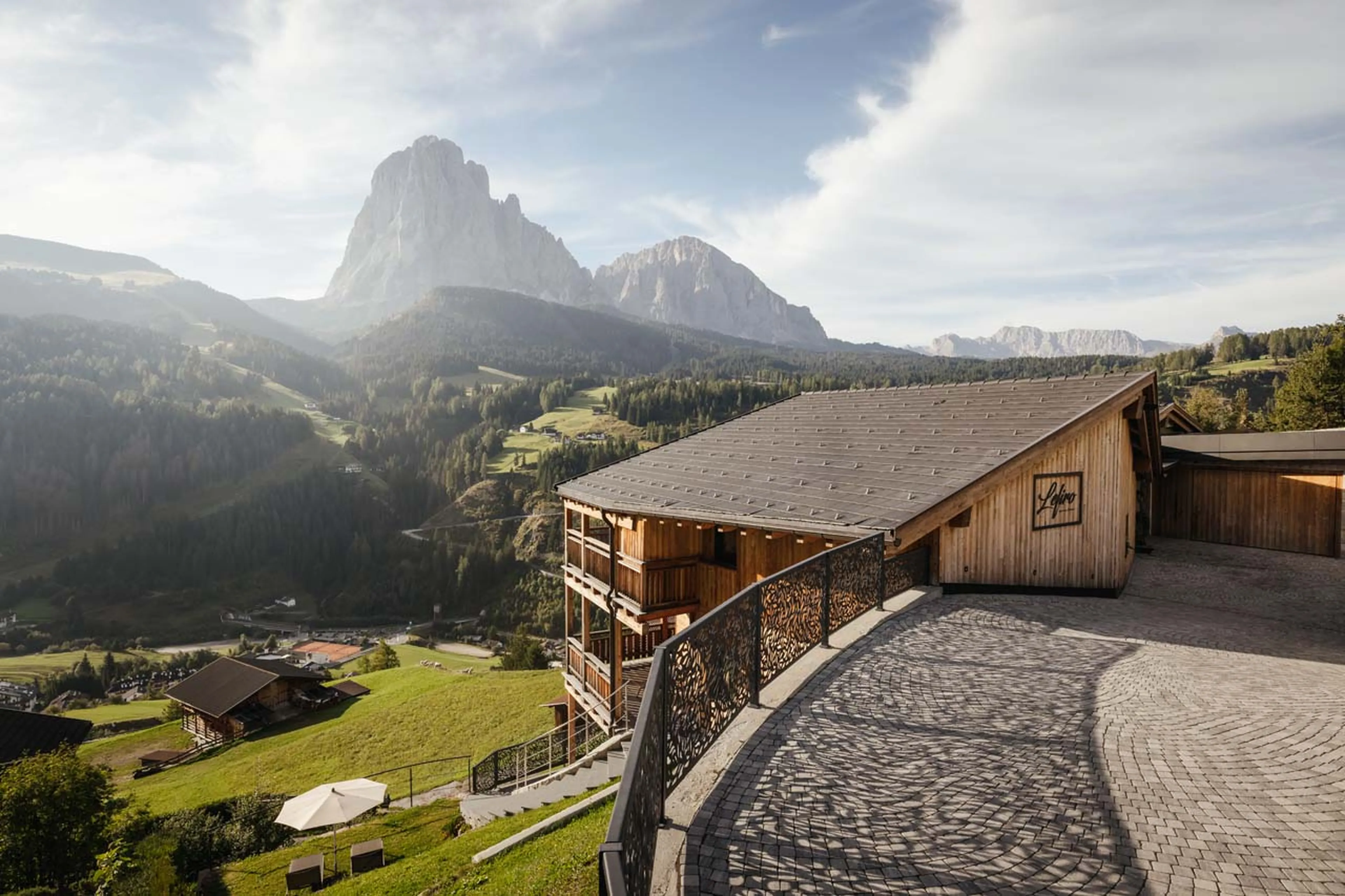 Exterior with driveway at Chalet Robin, Val Gardena