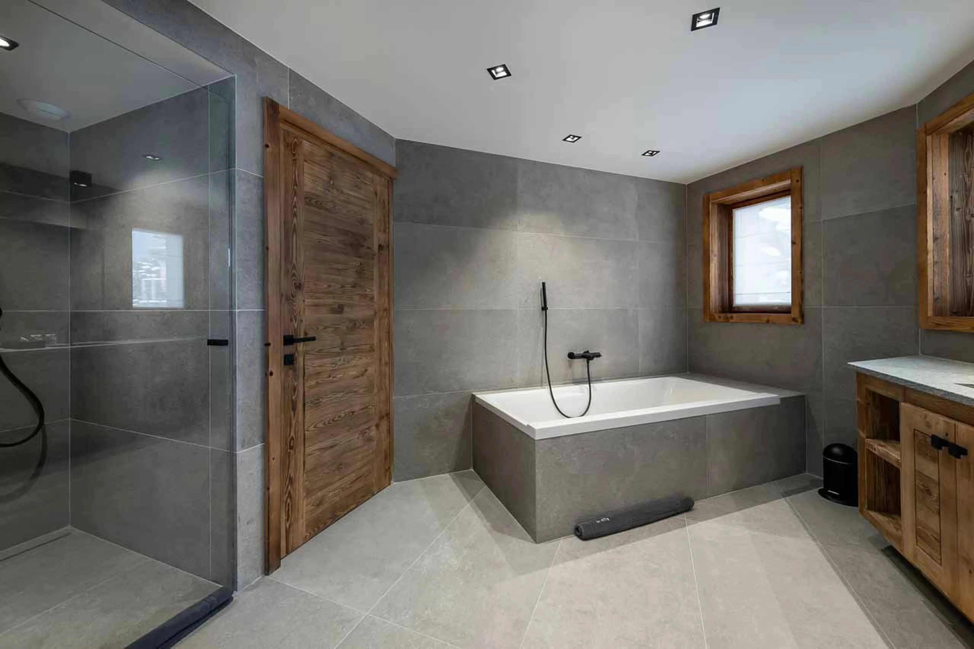 Bathroom two at Chalet San Pietro in Courchevel 1850