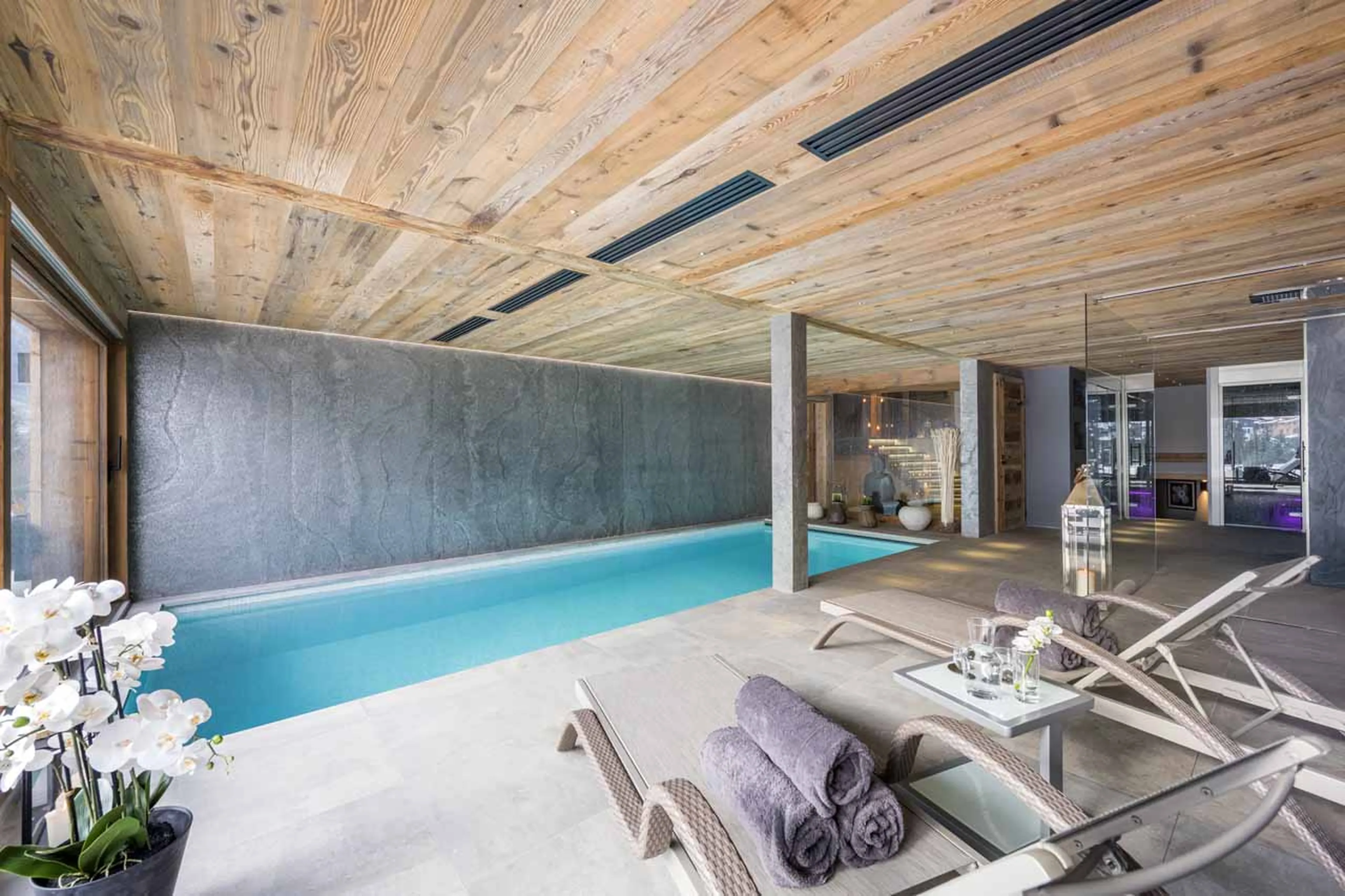 Indoor pool and relaxation area at Chalet Sapphire in Morzine