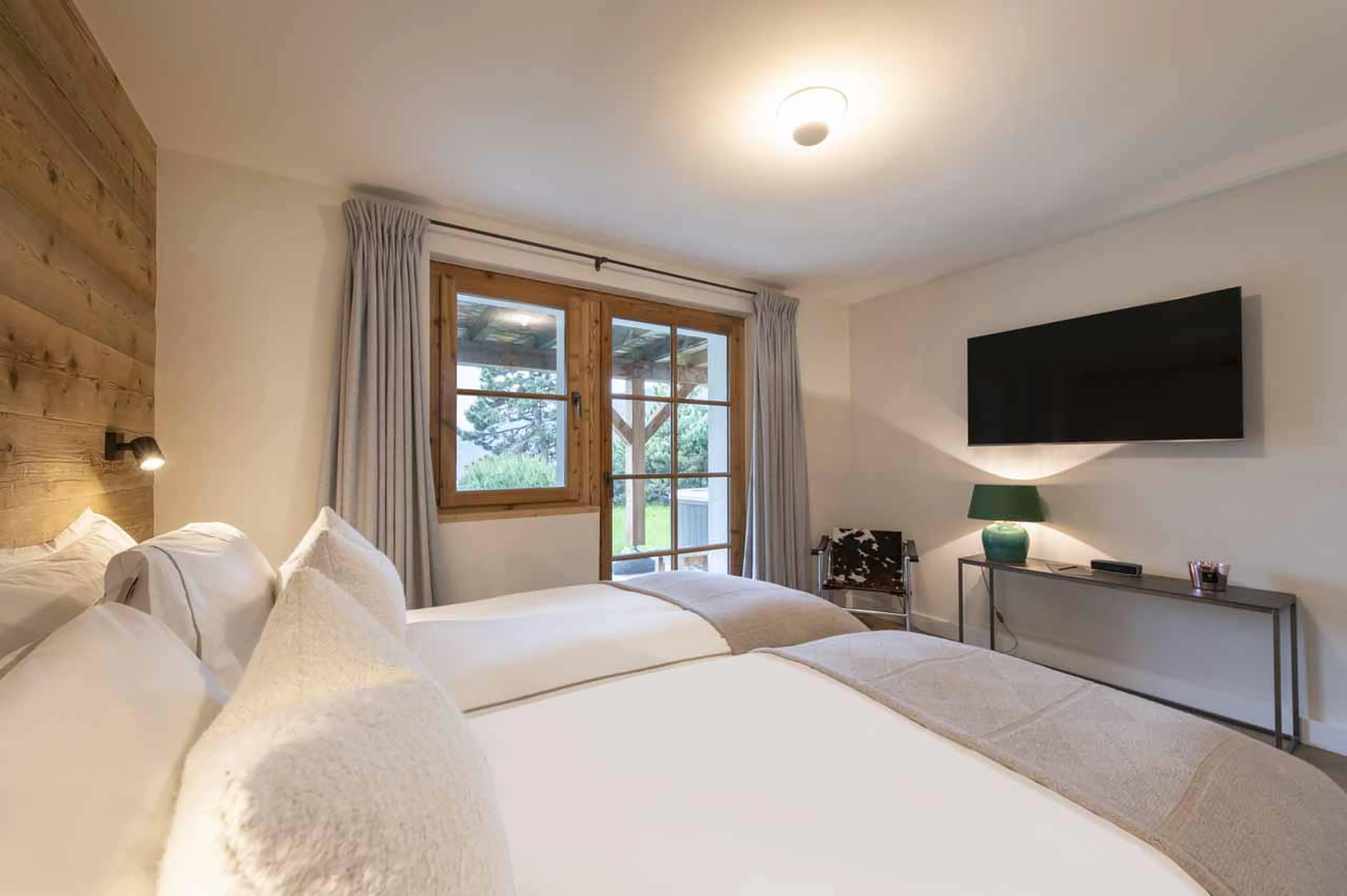 Twin/double bedroom with terrace access, Chalet Scandinavia, Verbier, Switzerland