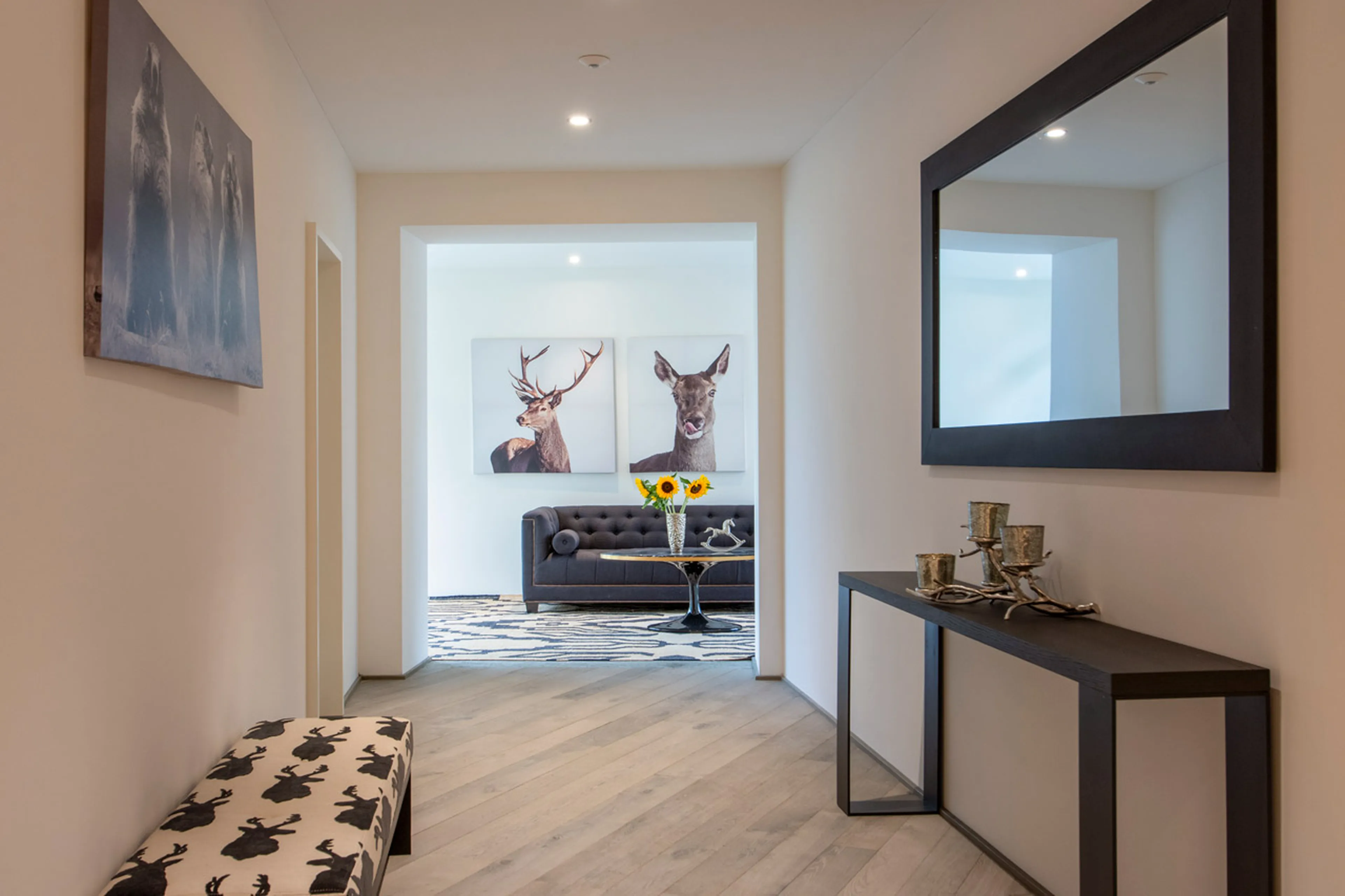 Entrance hall at Chalet Seehorn in Davos