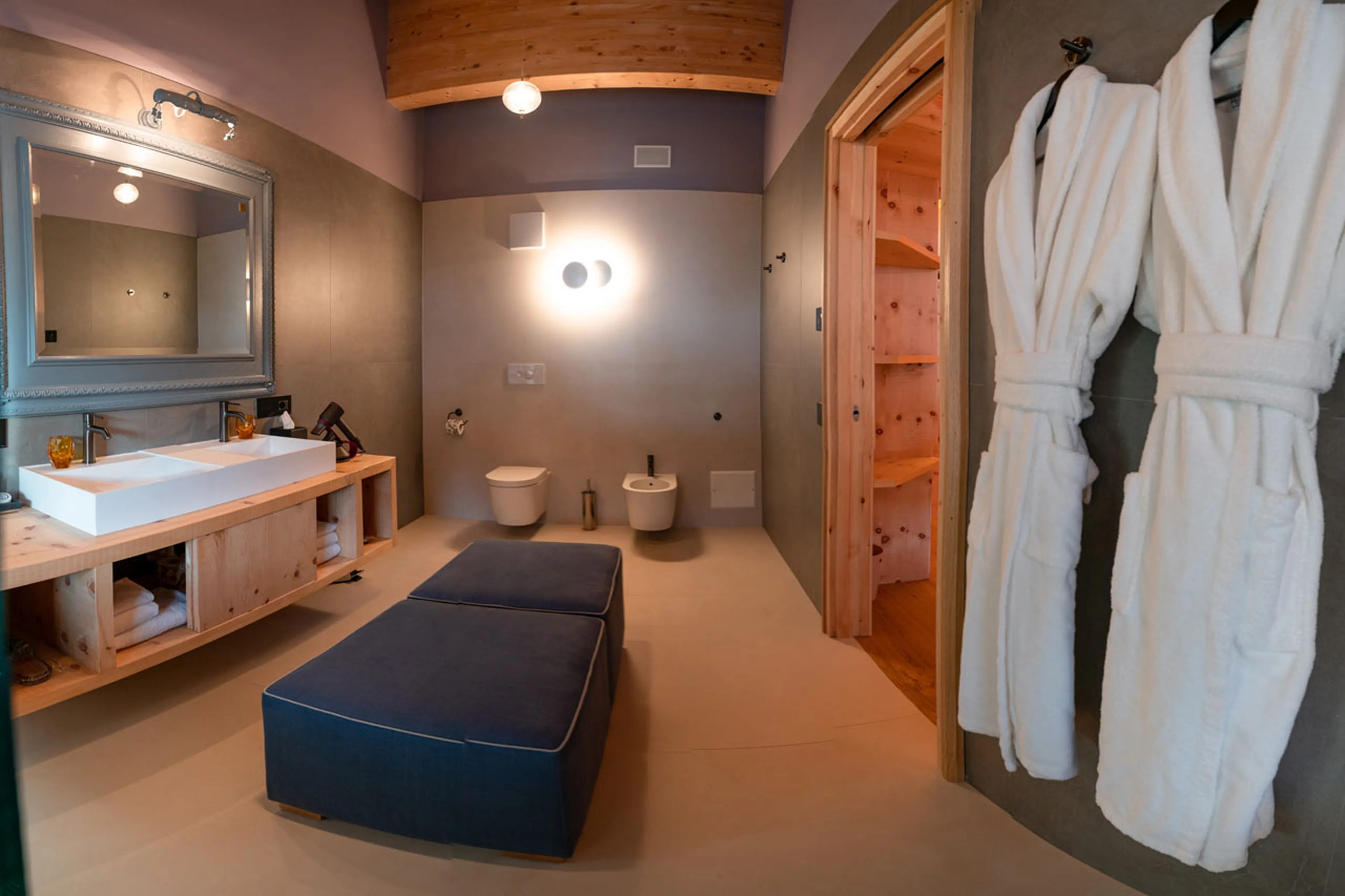 Walk-in wardrobe at Chalet Serge in Cortina