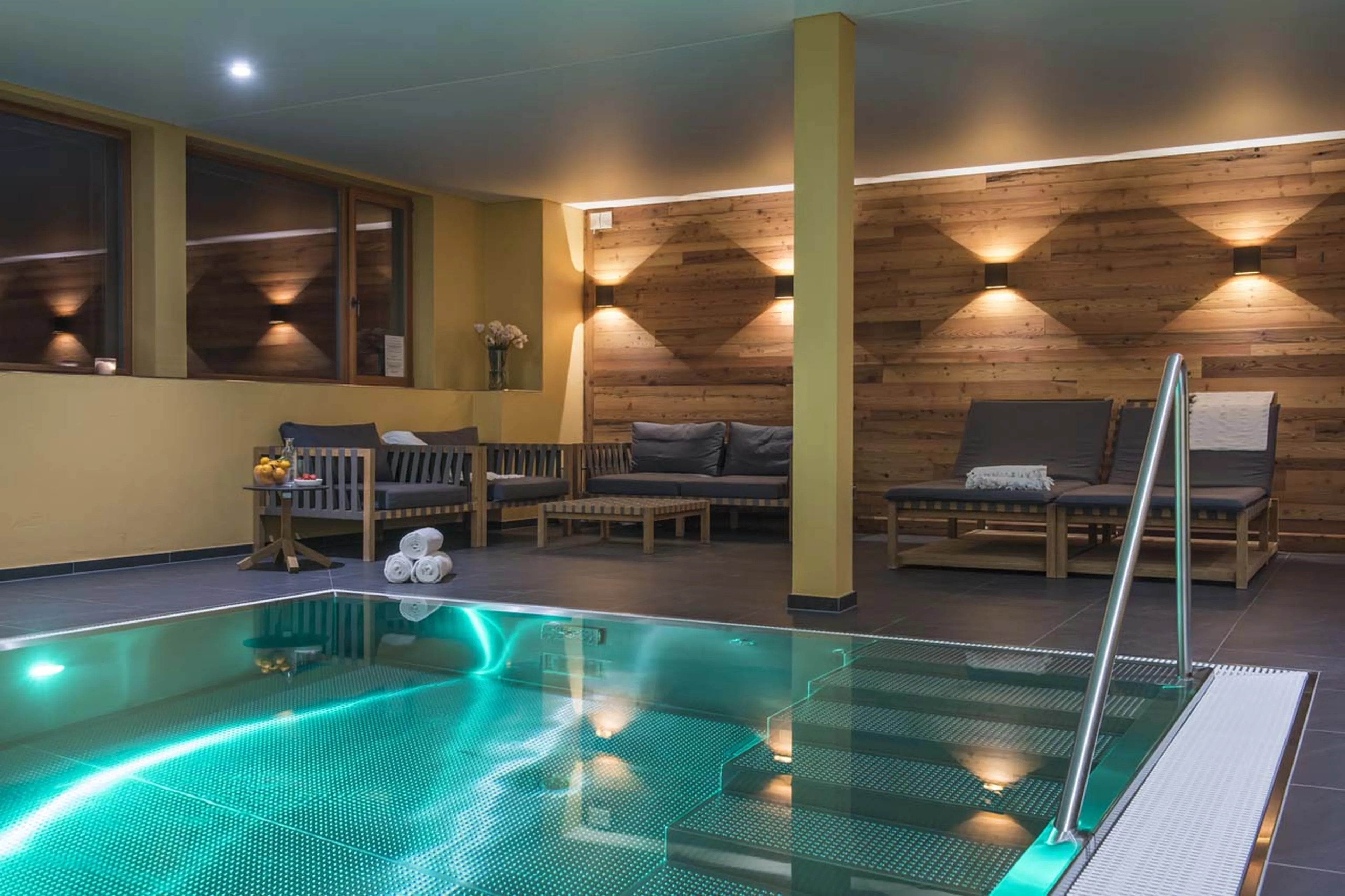 Spa pool at Chalet Shalimar in Zermatt