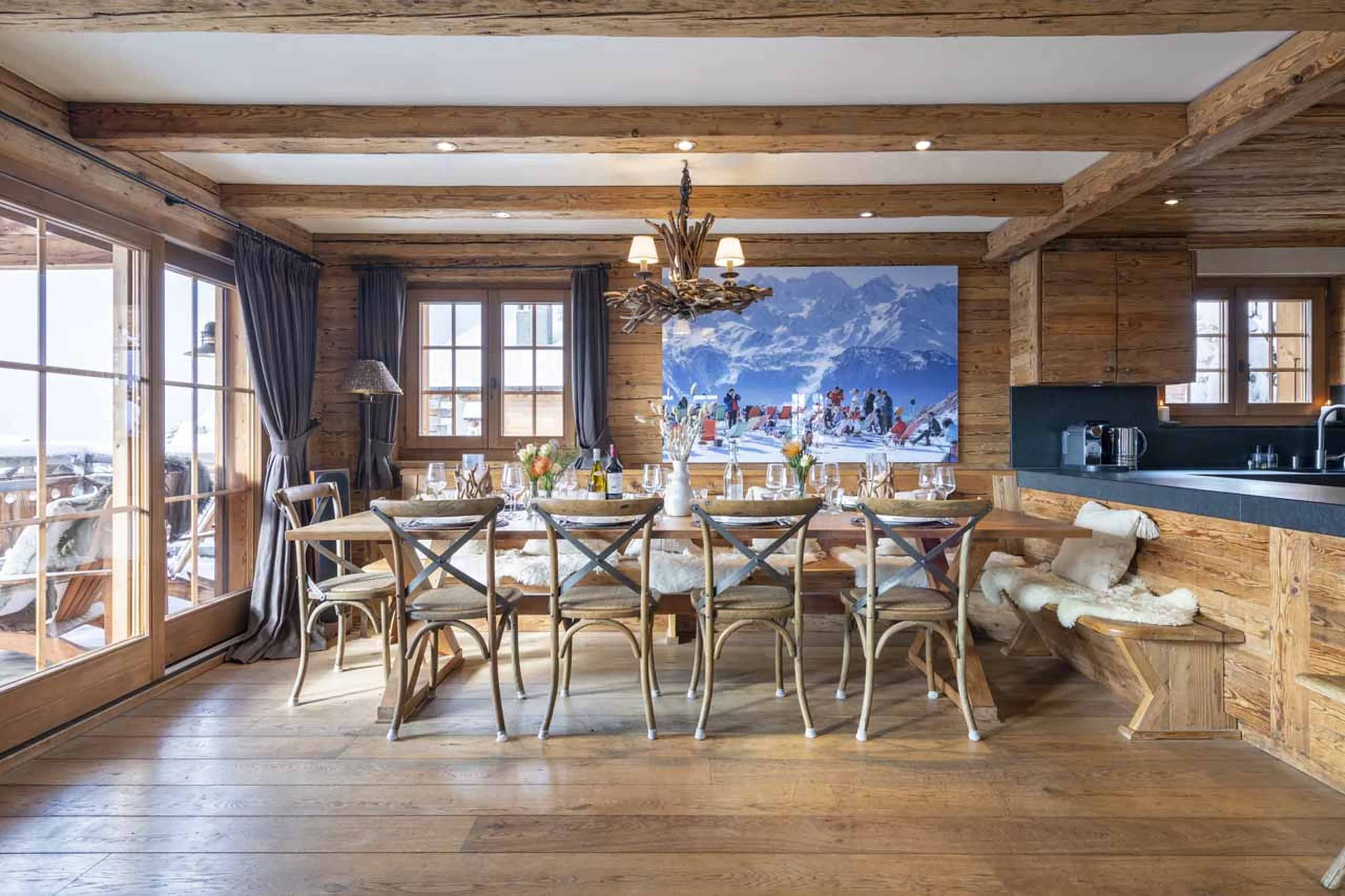 Dining area at Apartment Silver in Verbier