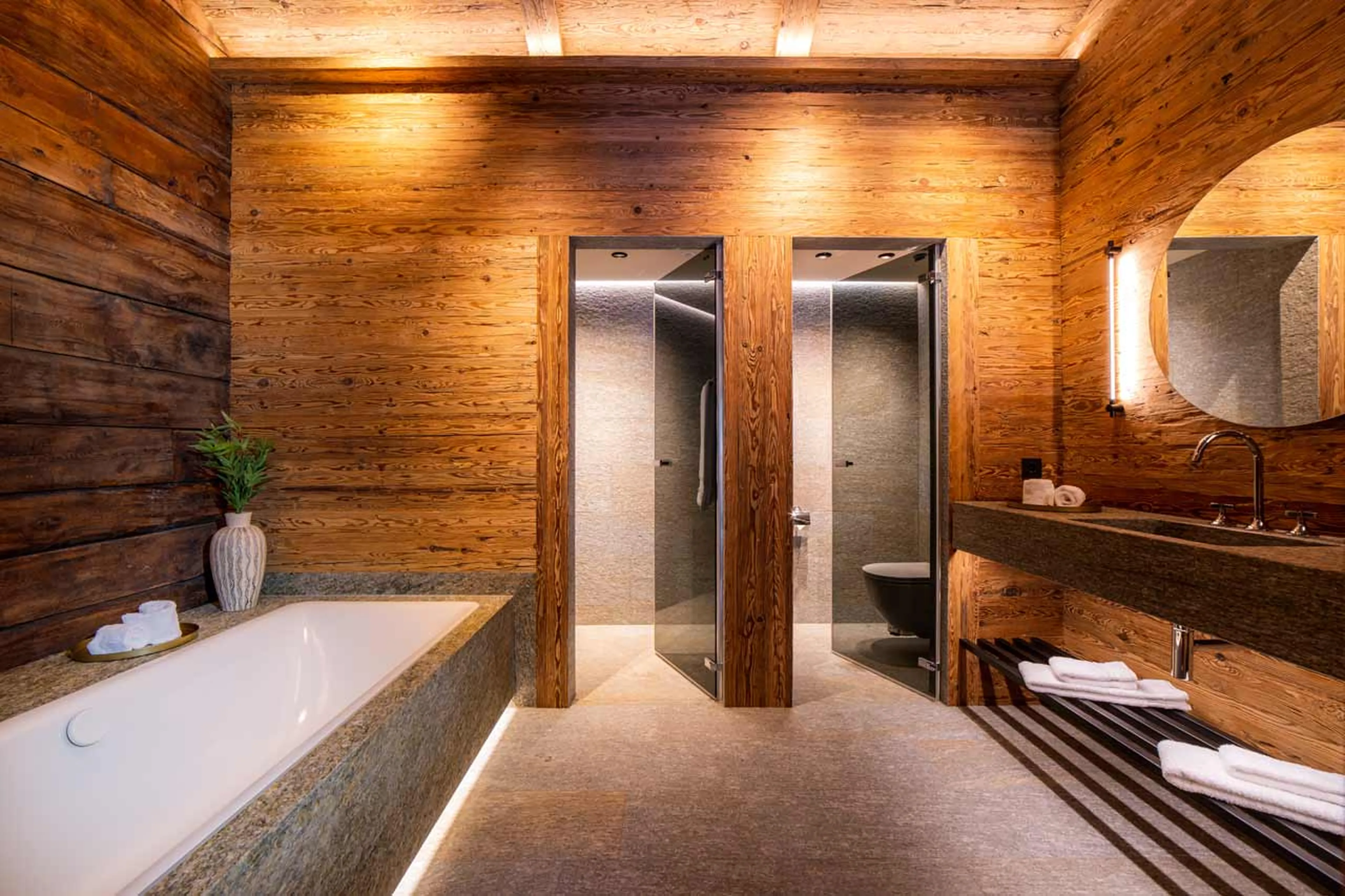 Bathtub at Chalet Simon in Saas Fee