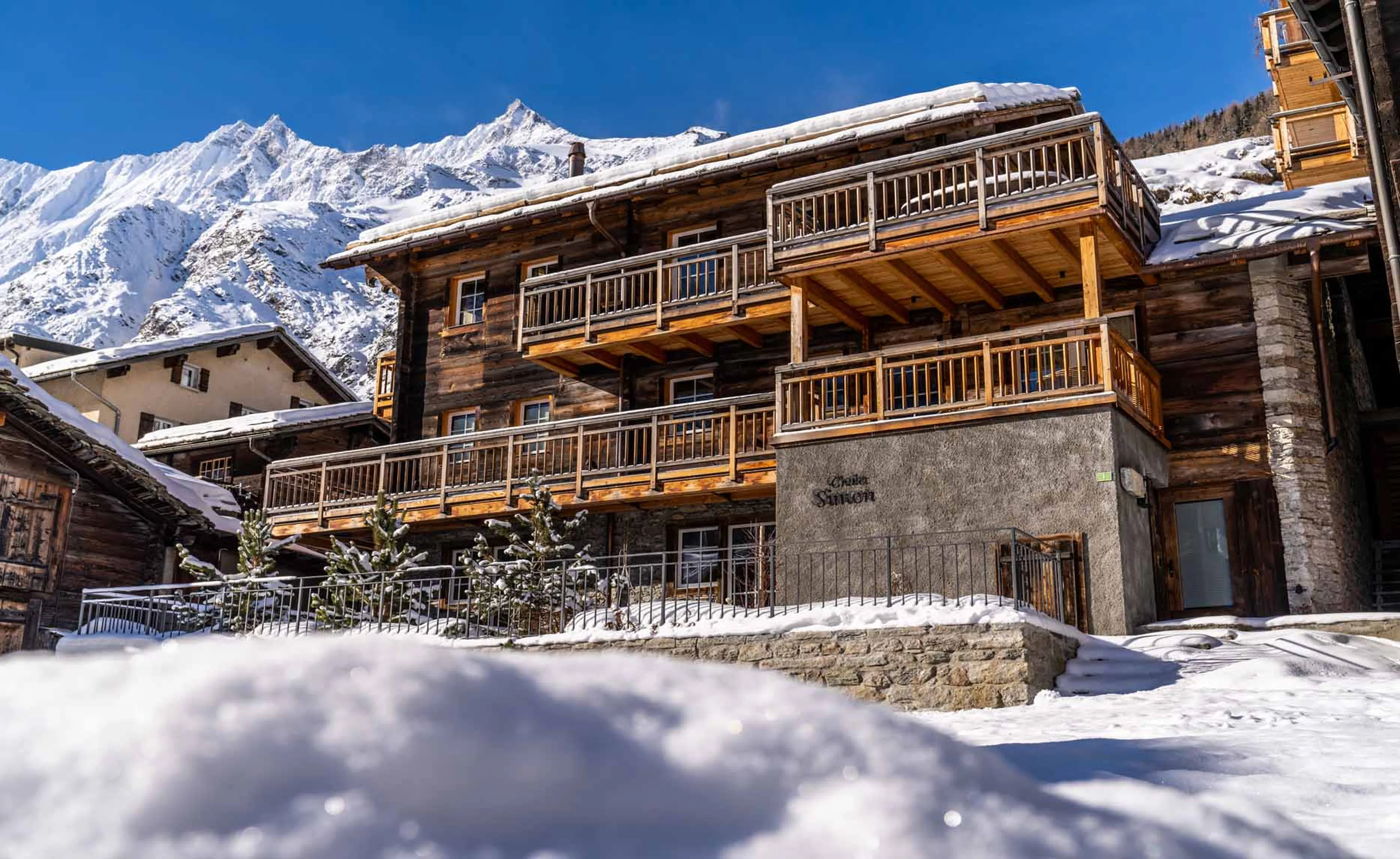 Exterior of Chalet Simon in Saas Fee in winter