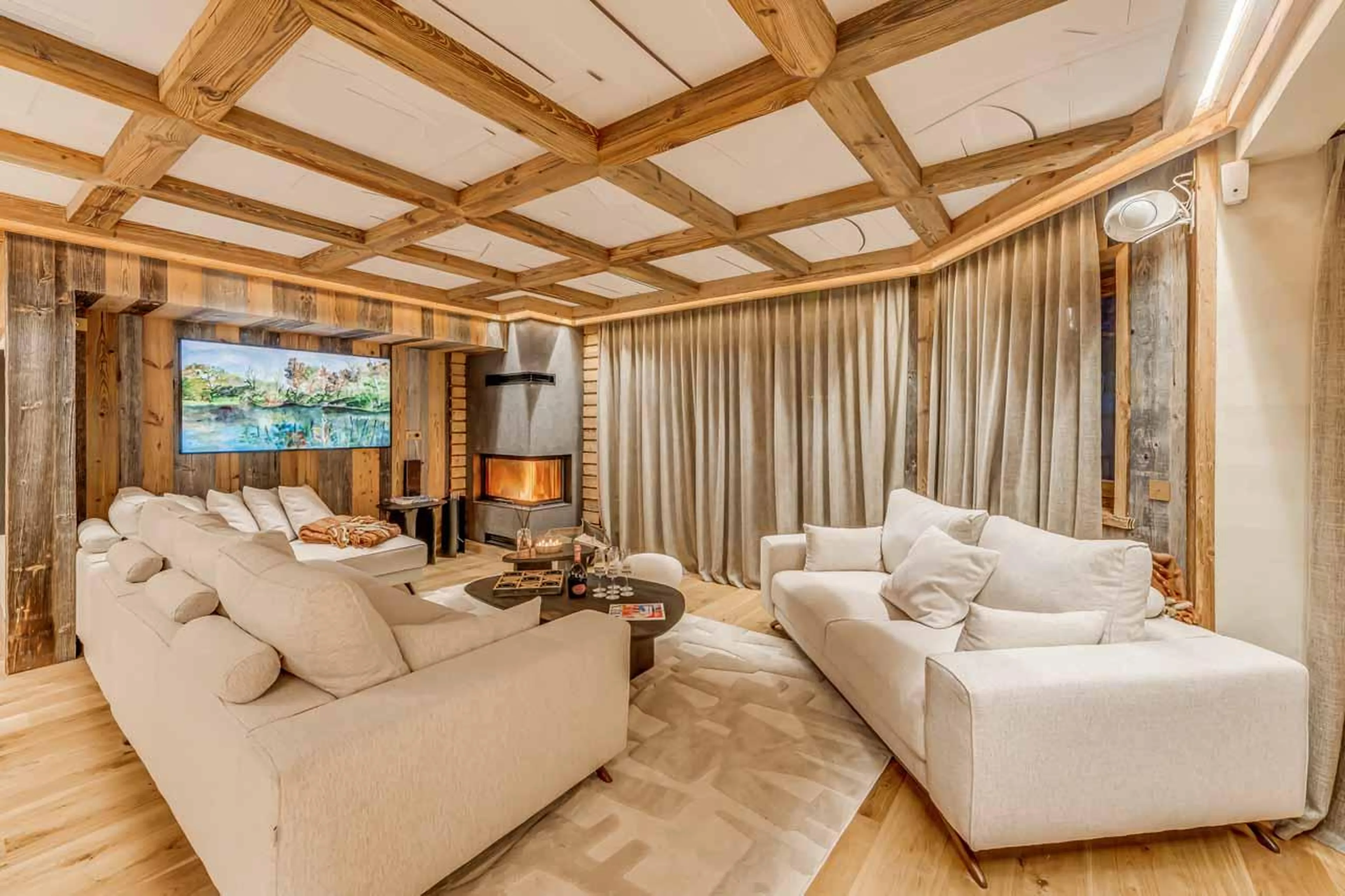 Sofas and TV in Chalet Sneg, Tignes